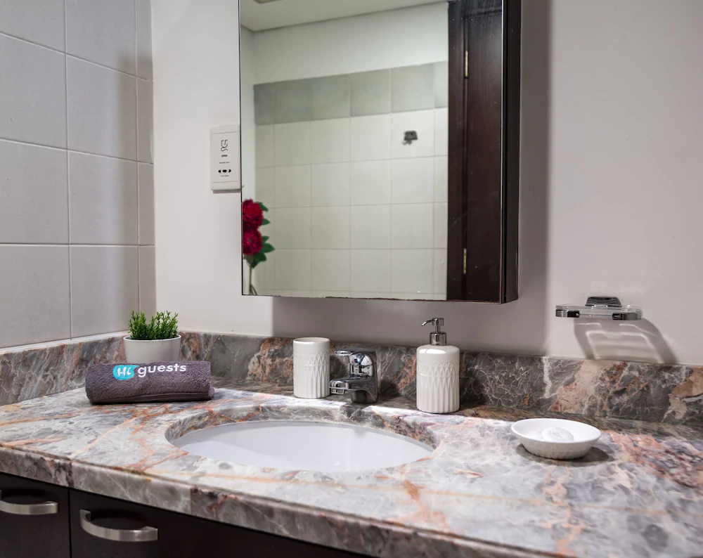 Marina Tower by HiGuests Vacation Homes