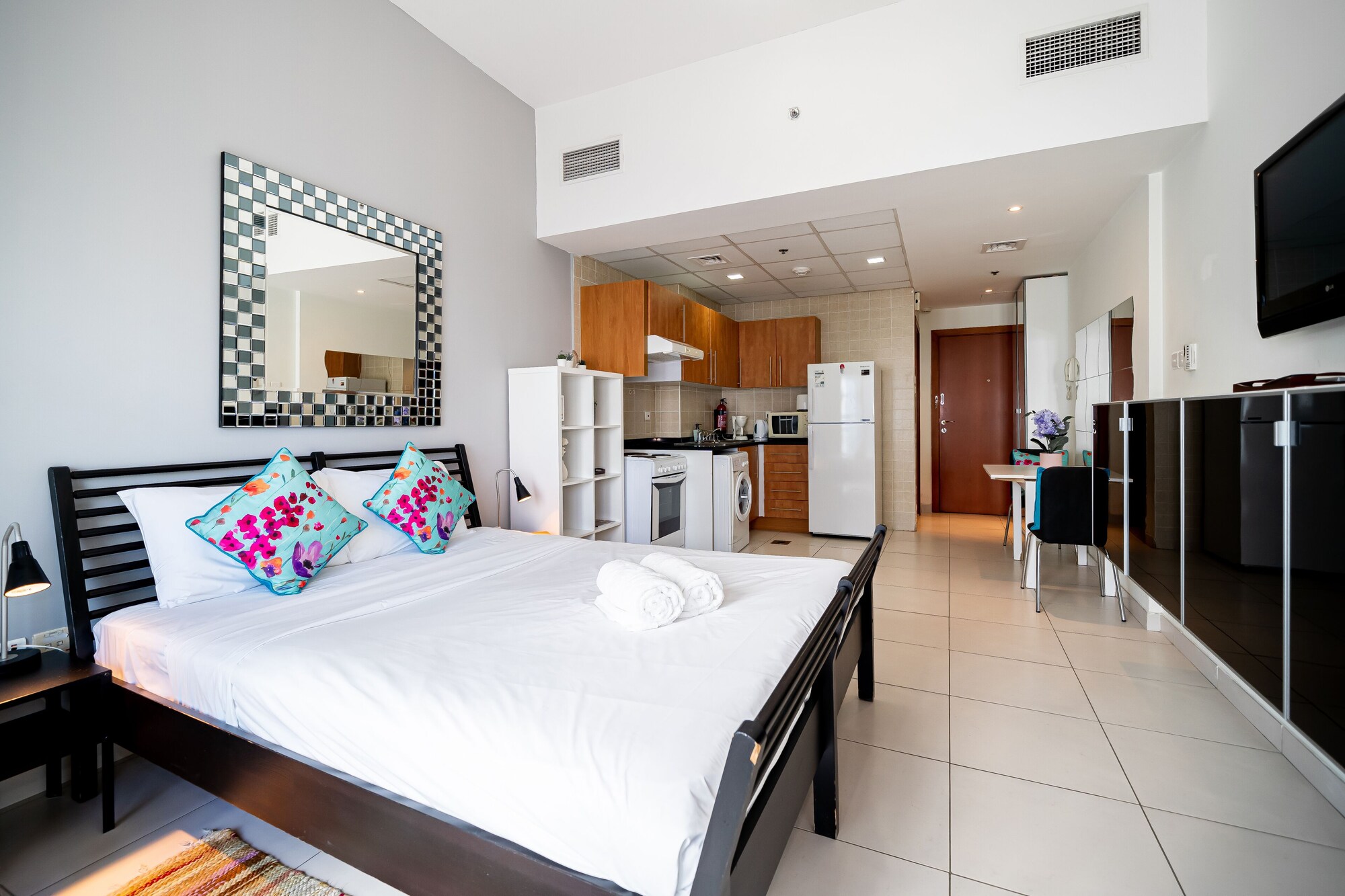 Marina View by Hi Guests Vacation Homes