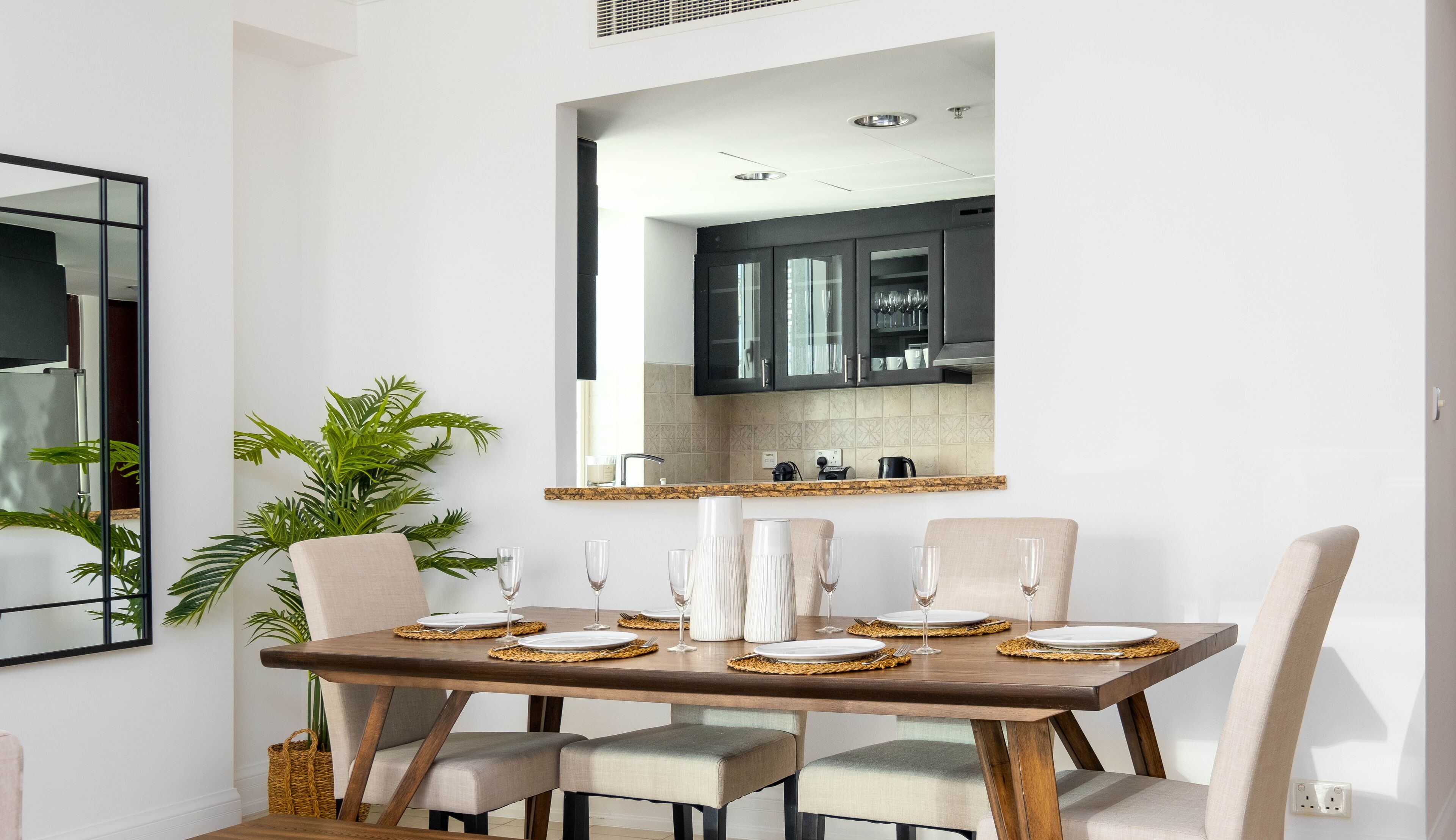 Marina View Towers by LUX Holiday Home