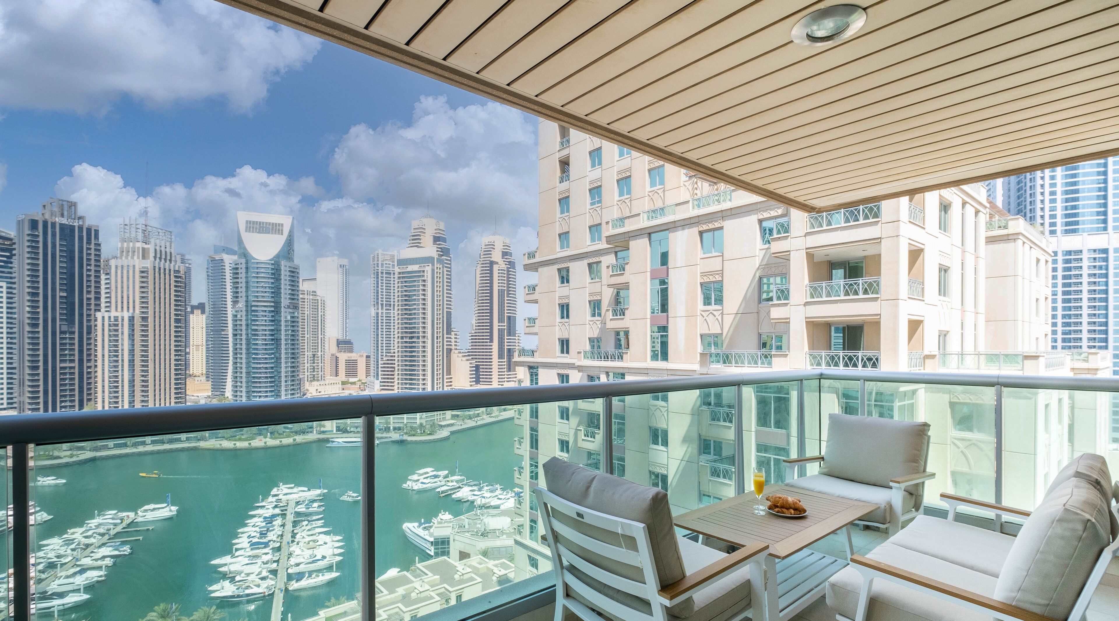 Marina View Towers by LUX Holiday Home