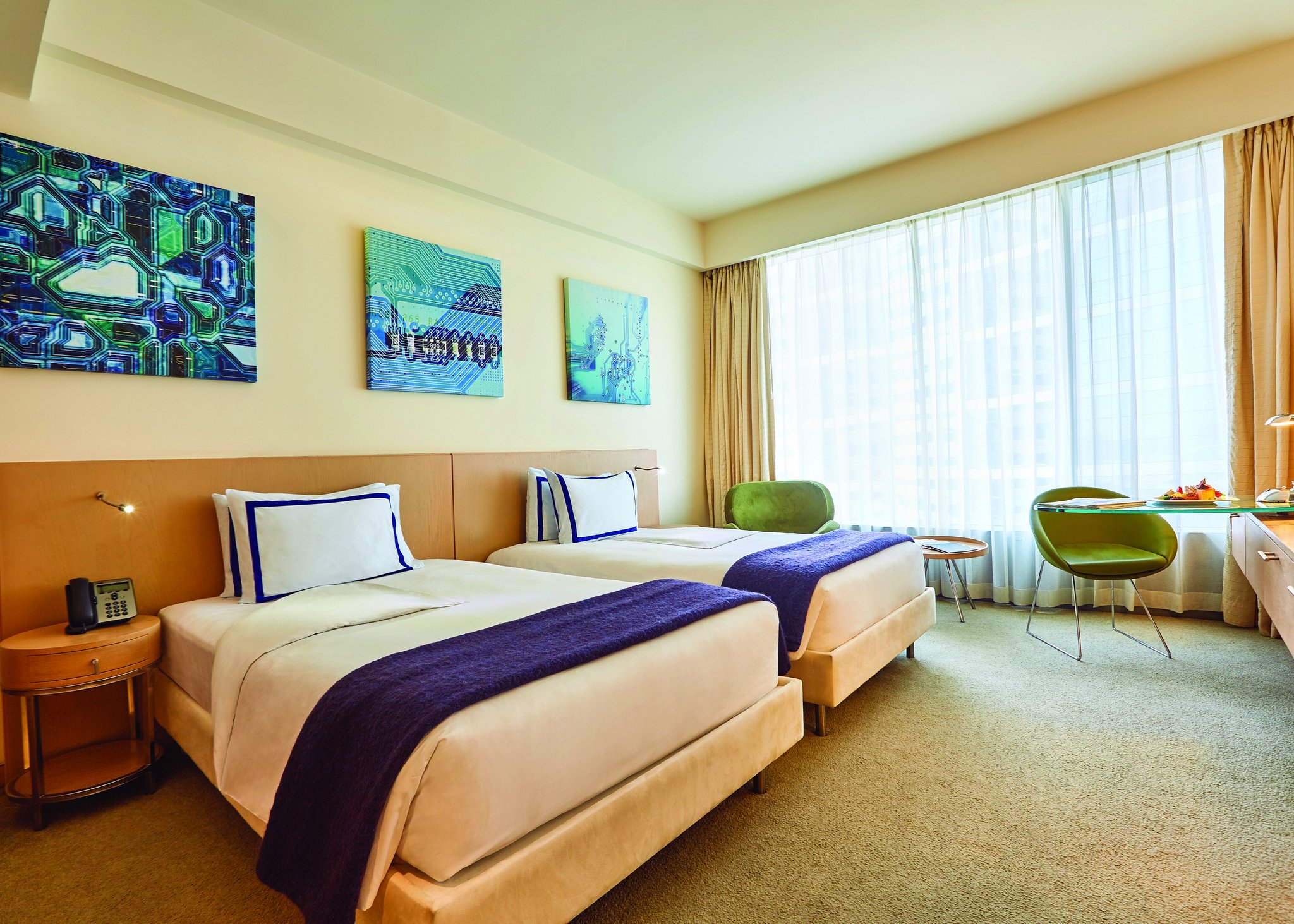 Media One Hotel