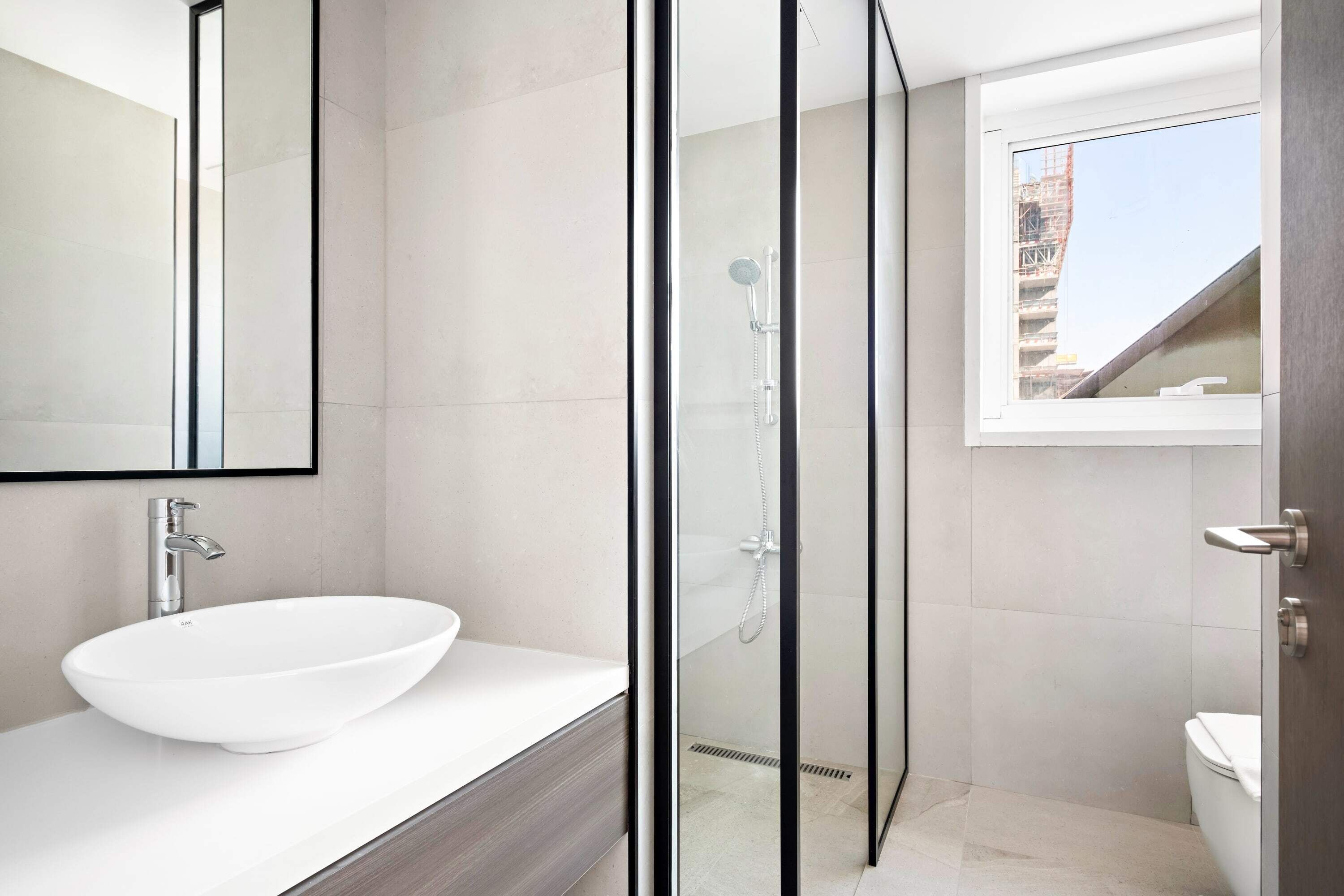 Millennium Executive Tower by Silkhaus