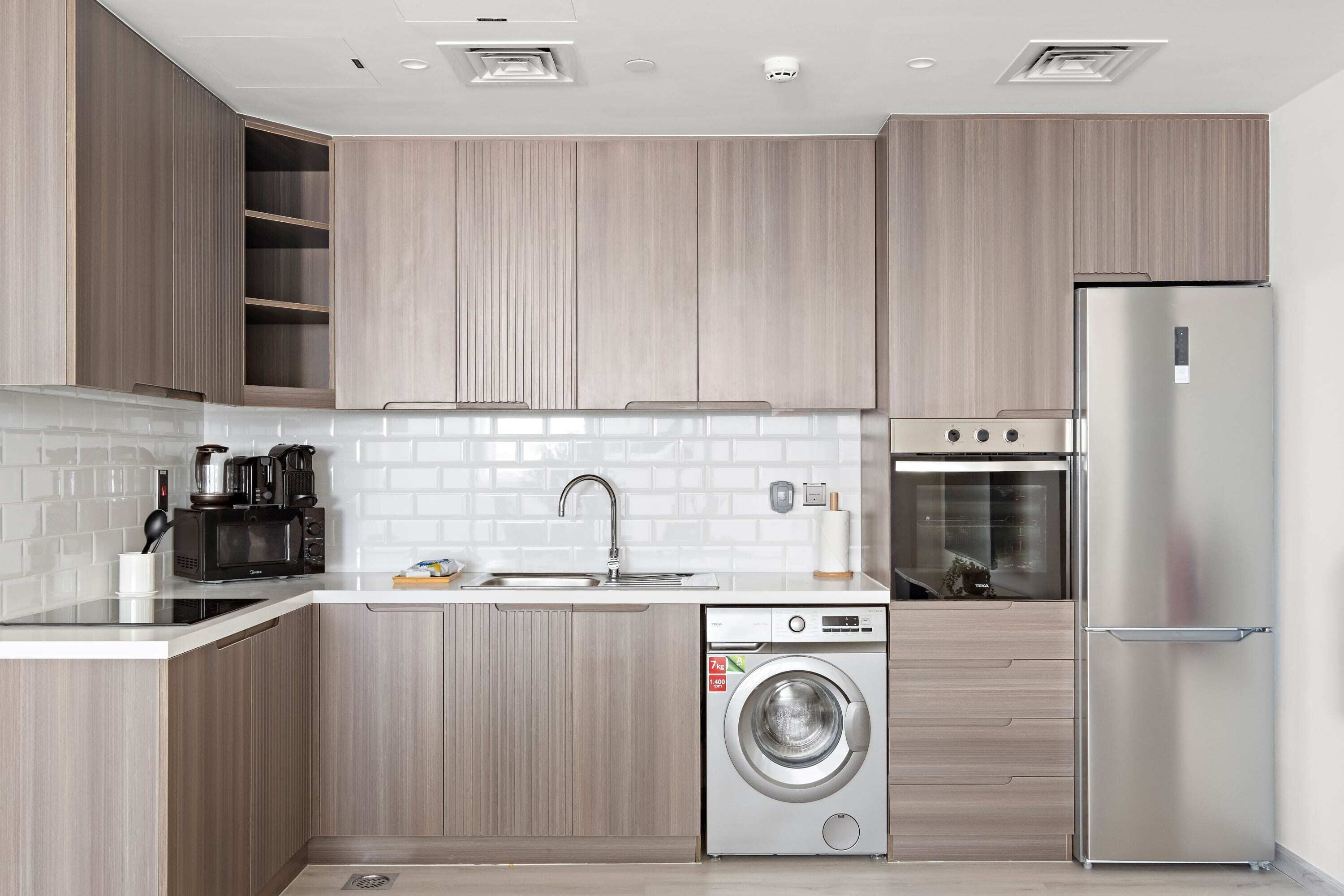 Millennium Executive Tower by Silkhaus
