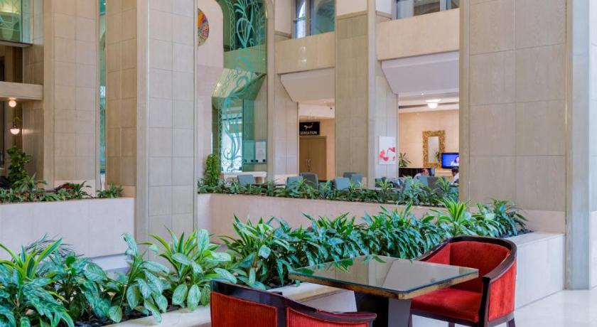 Millennium Plaza Downtown Suites