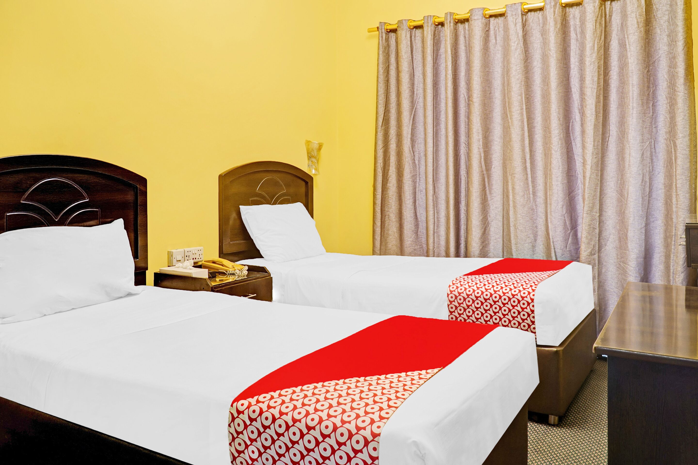 Moon Creek Hotel by OYO Rooms