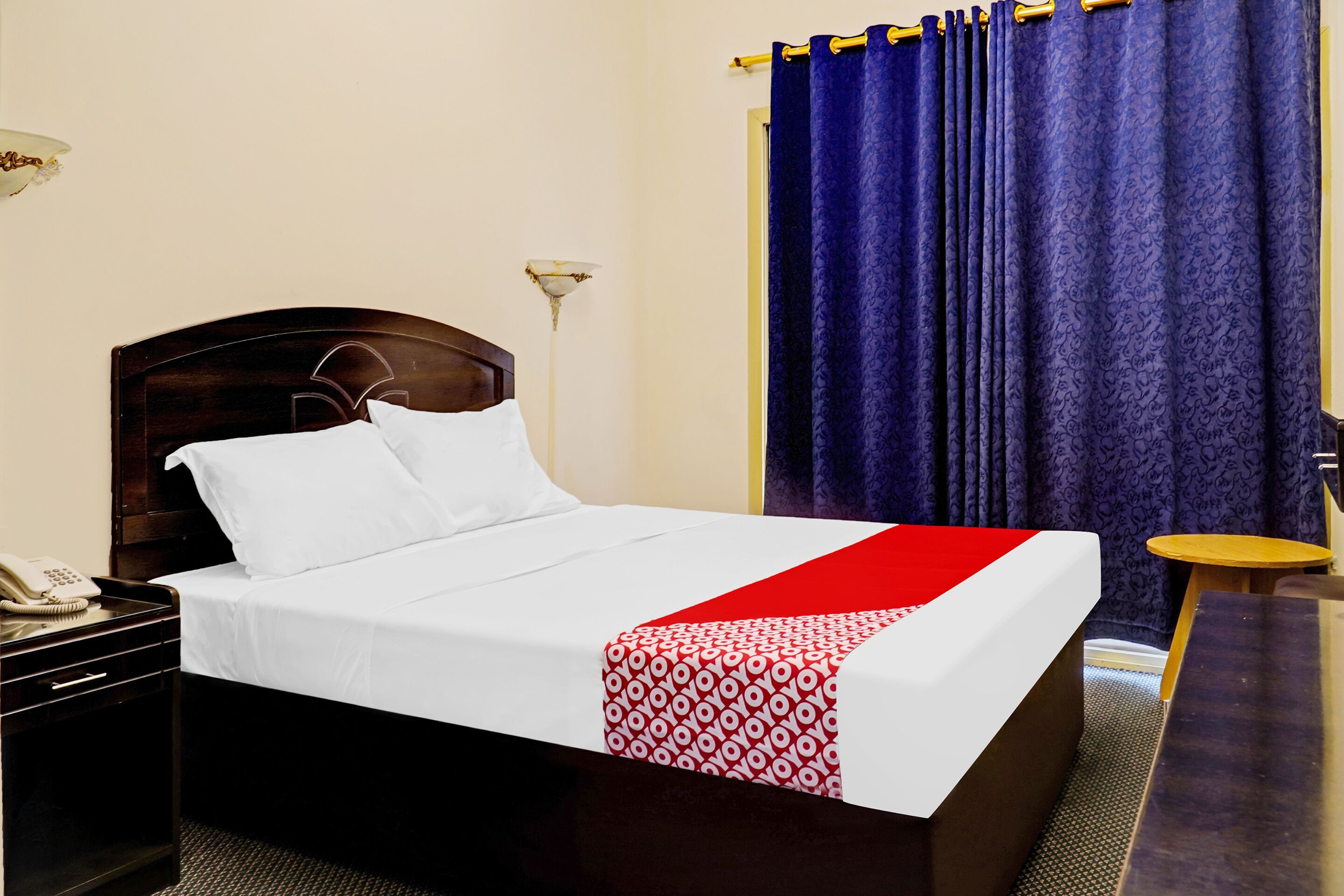 Moon Creek Hotel by OYO Rooms