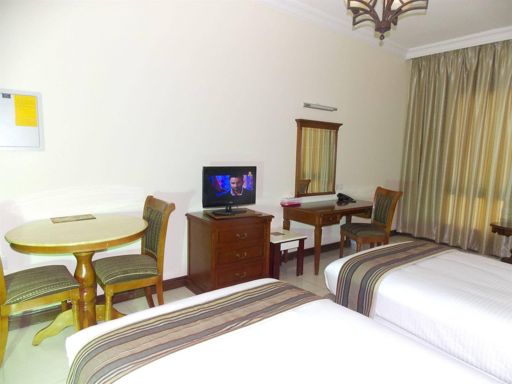 Capital O 167 Moon Valley Hotel Apartment