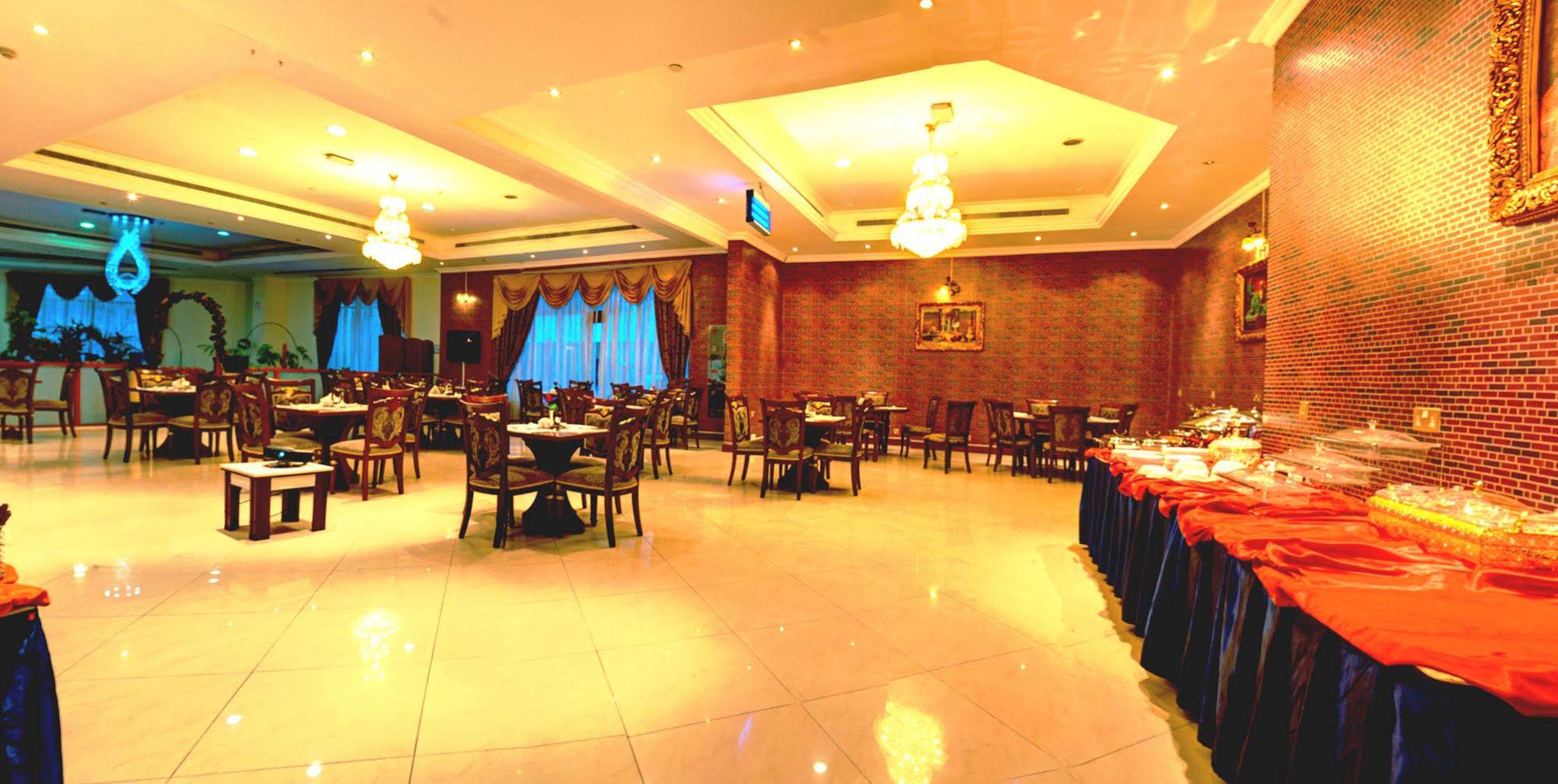Capital O 167 Moon Valley Hotel Apartment