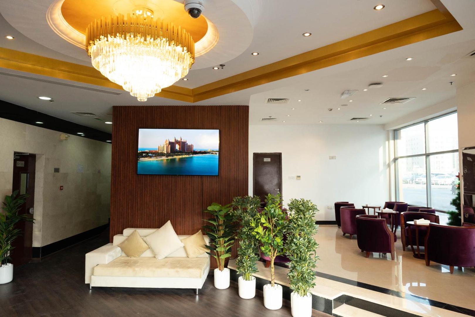 MRA Grand Hotel