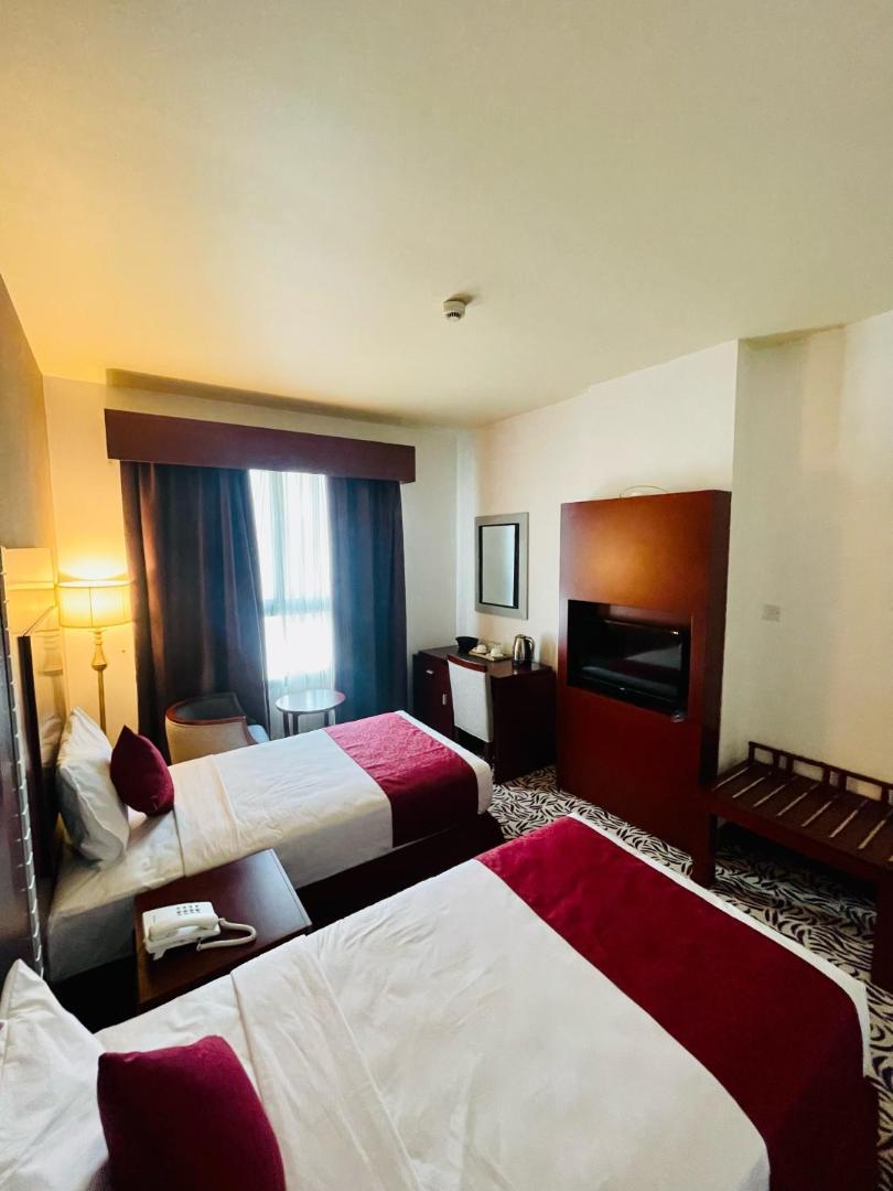 MRA Grand Hotel