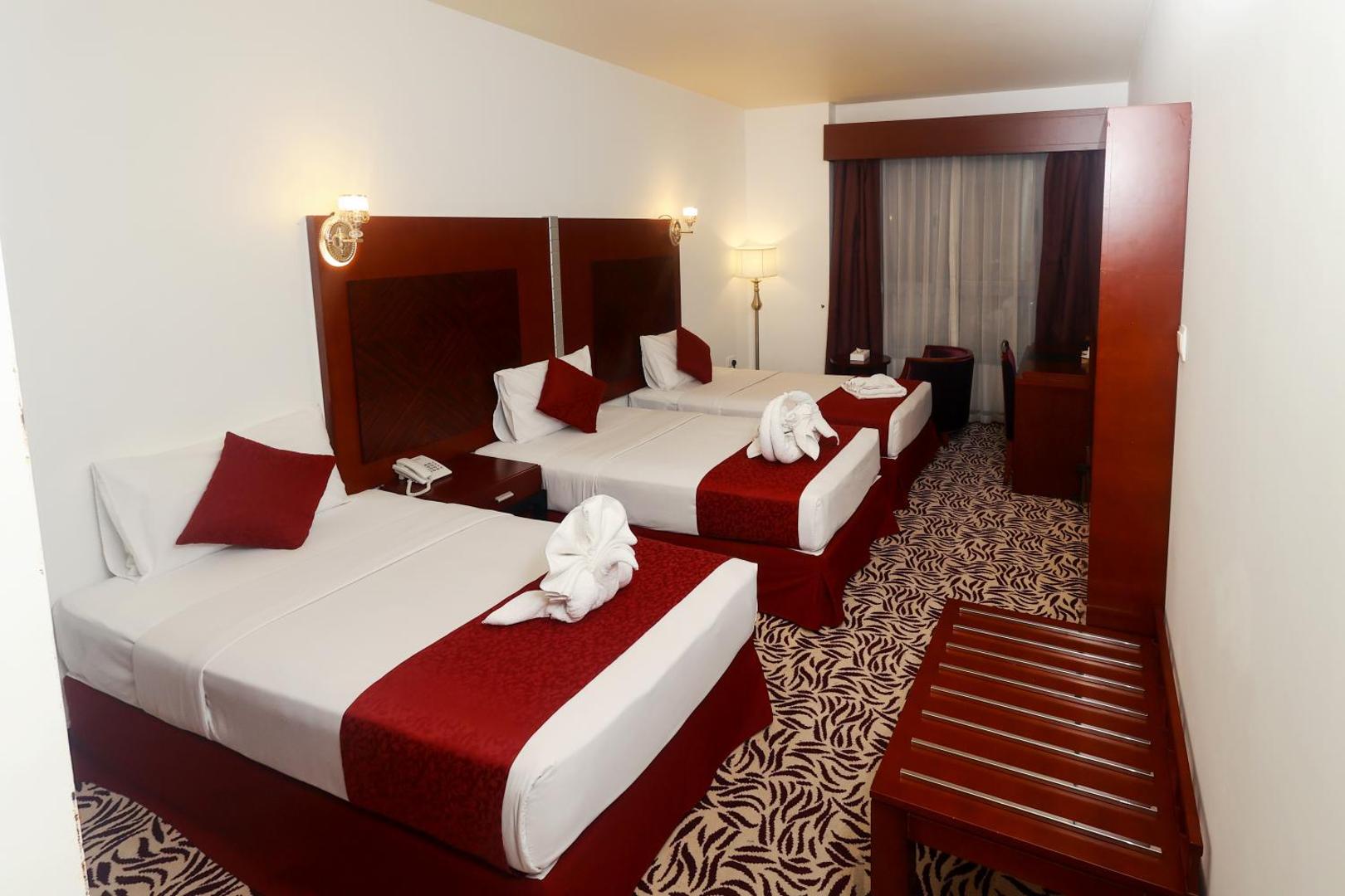 MRA Grand Hotel