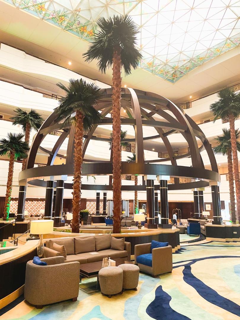 Mövenpick Dubai Grand Al Bustan