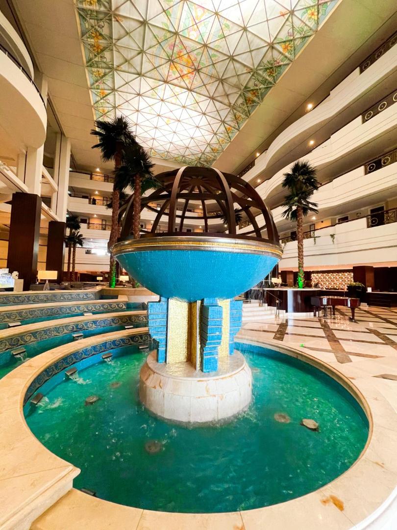 Mövenpick Dubai Grand Al Bustan