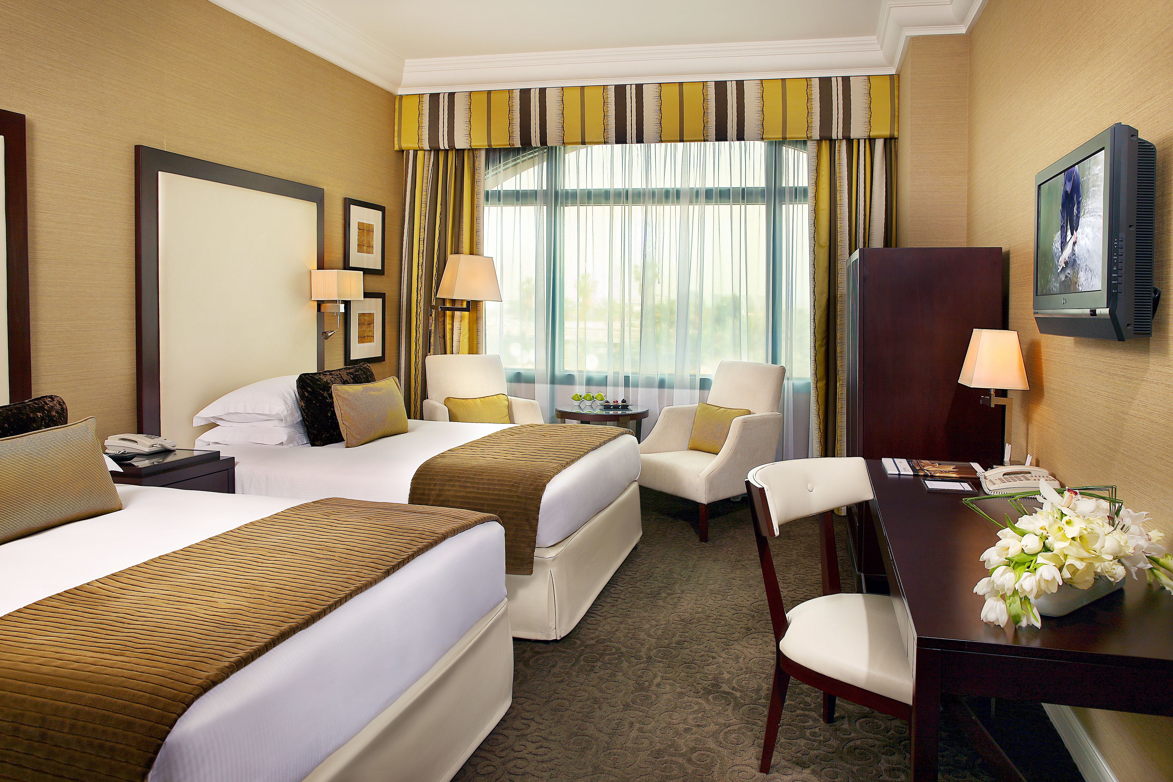 Mövenpick Dubai Grand Al Bustan