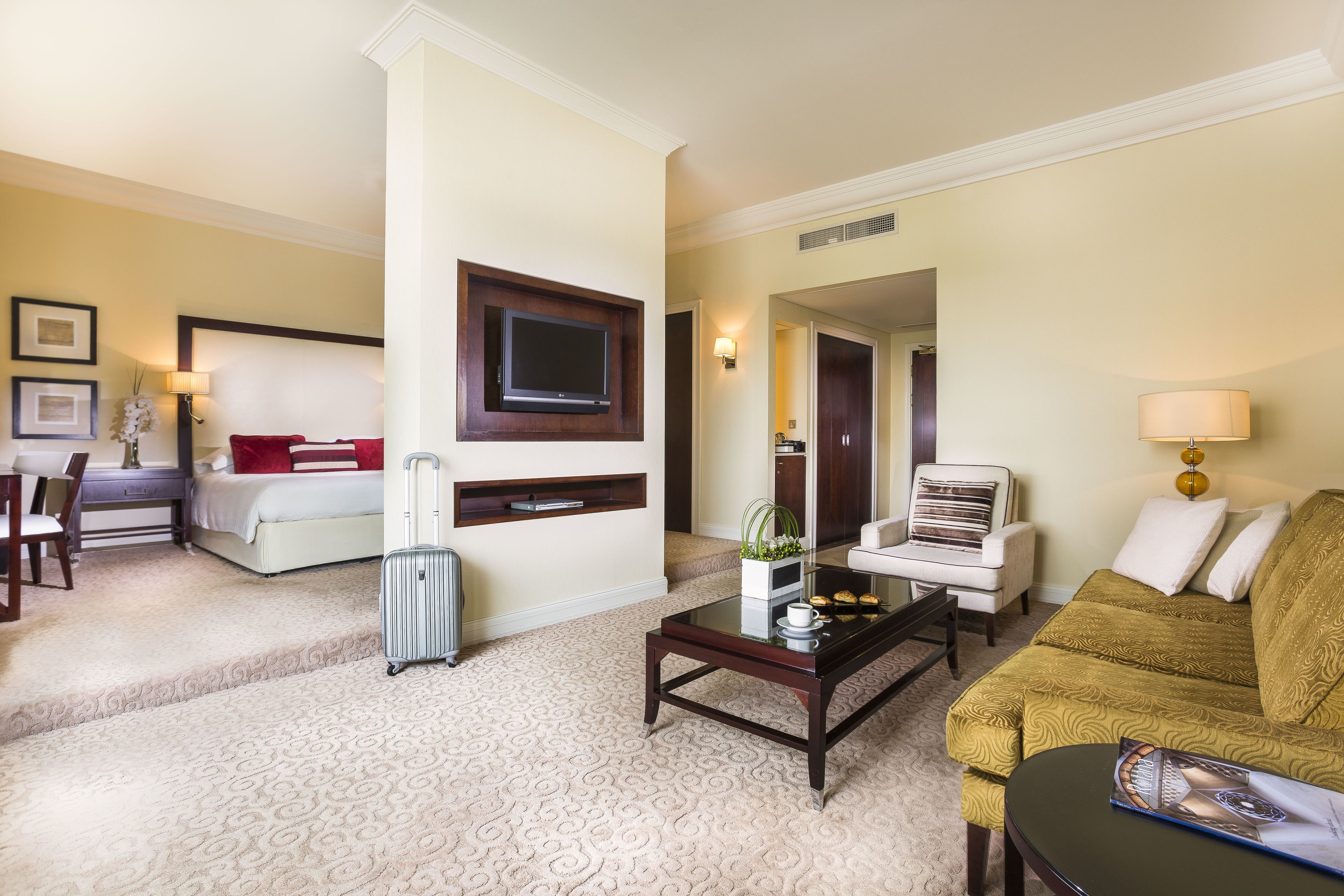 Mövenpick Dubai Grand Al Bustan