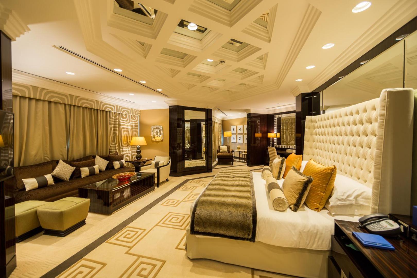 Mövenpick Dubai Grand Al Bustan