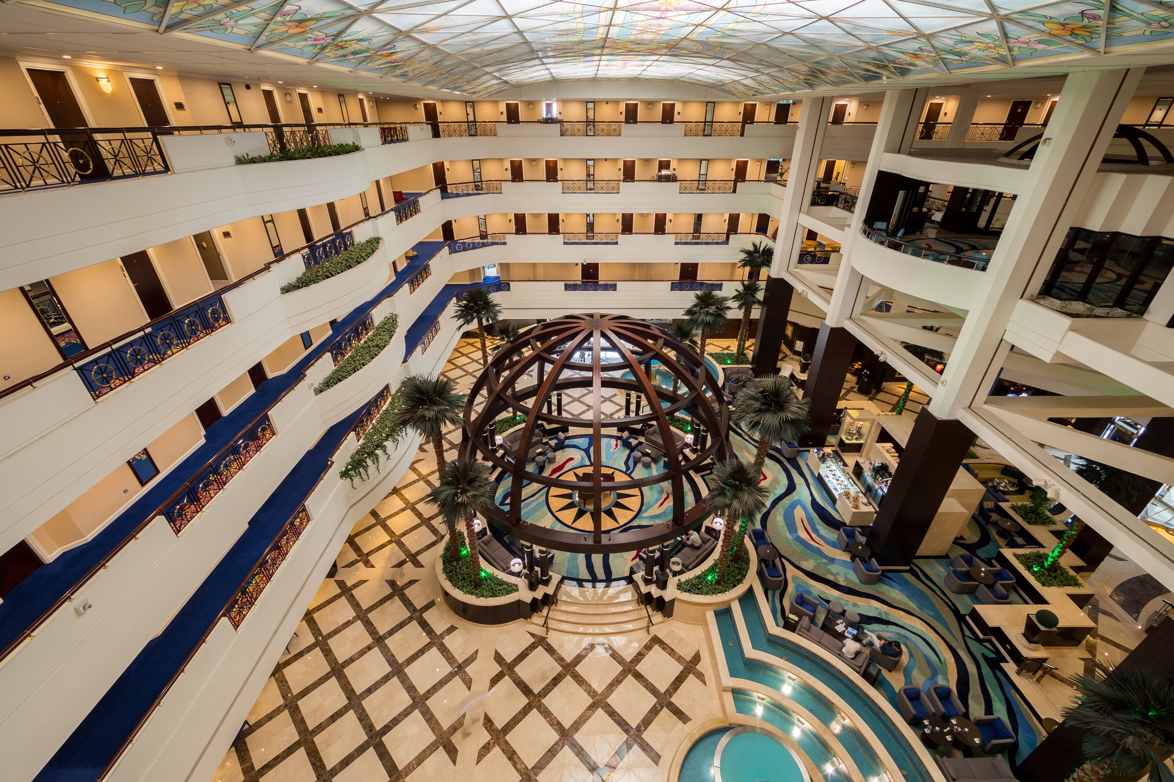 Mövenpick Dubai Grand Al Bustan