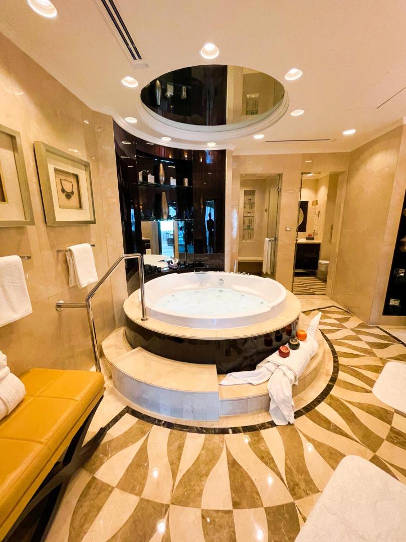 Mövenpick Dubai Grand Al Bustan
