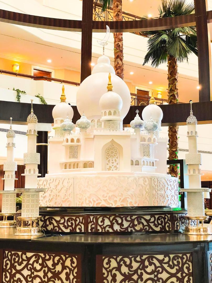 Mövenpick Dubai Grand Al Bustan