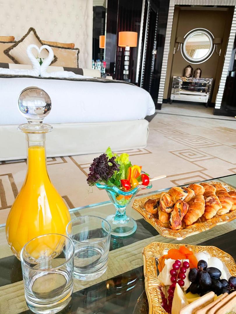 Mövenpick Dubai Grand Al Bustan