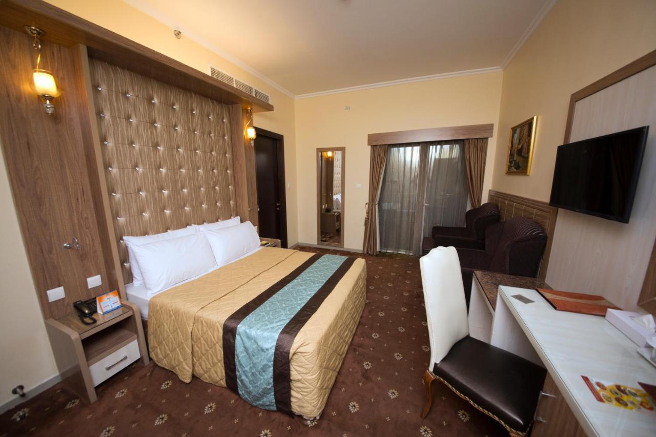 Naif Fort Hotel