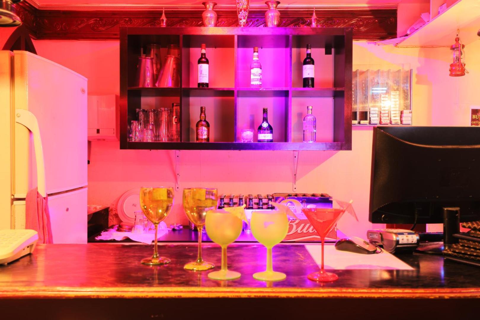 New California Hotel