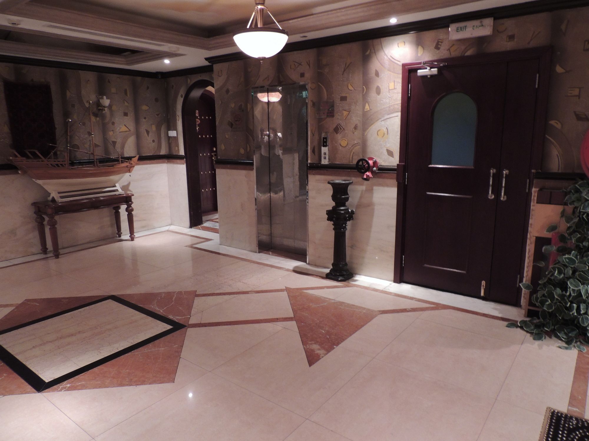 Oriental Palace Hotel Apartments