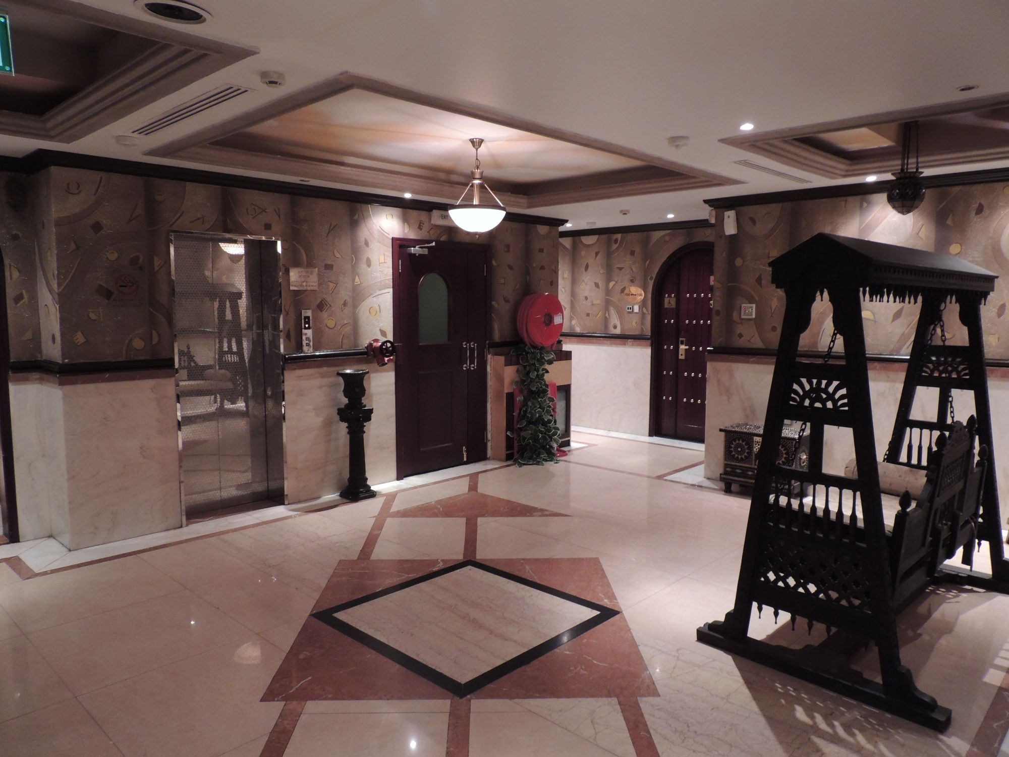 Oriental Palace Hotel Apartments