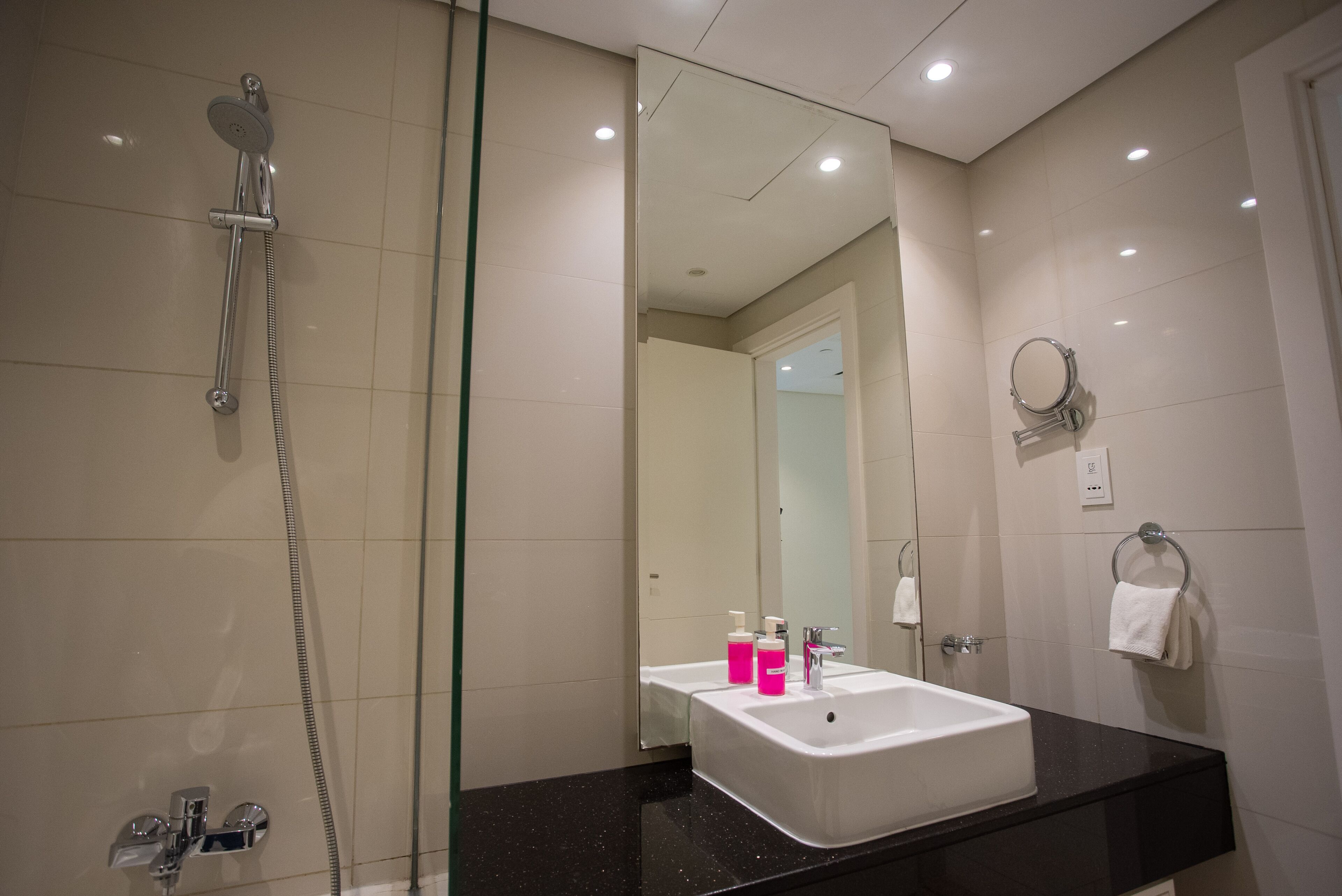 OSKENA Vacation Homes - Damac Maison Canal View