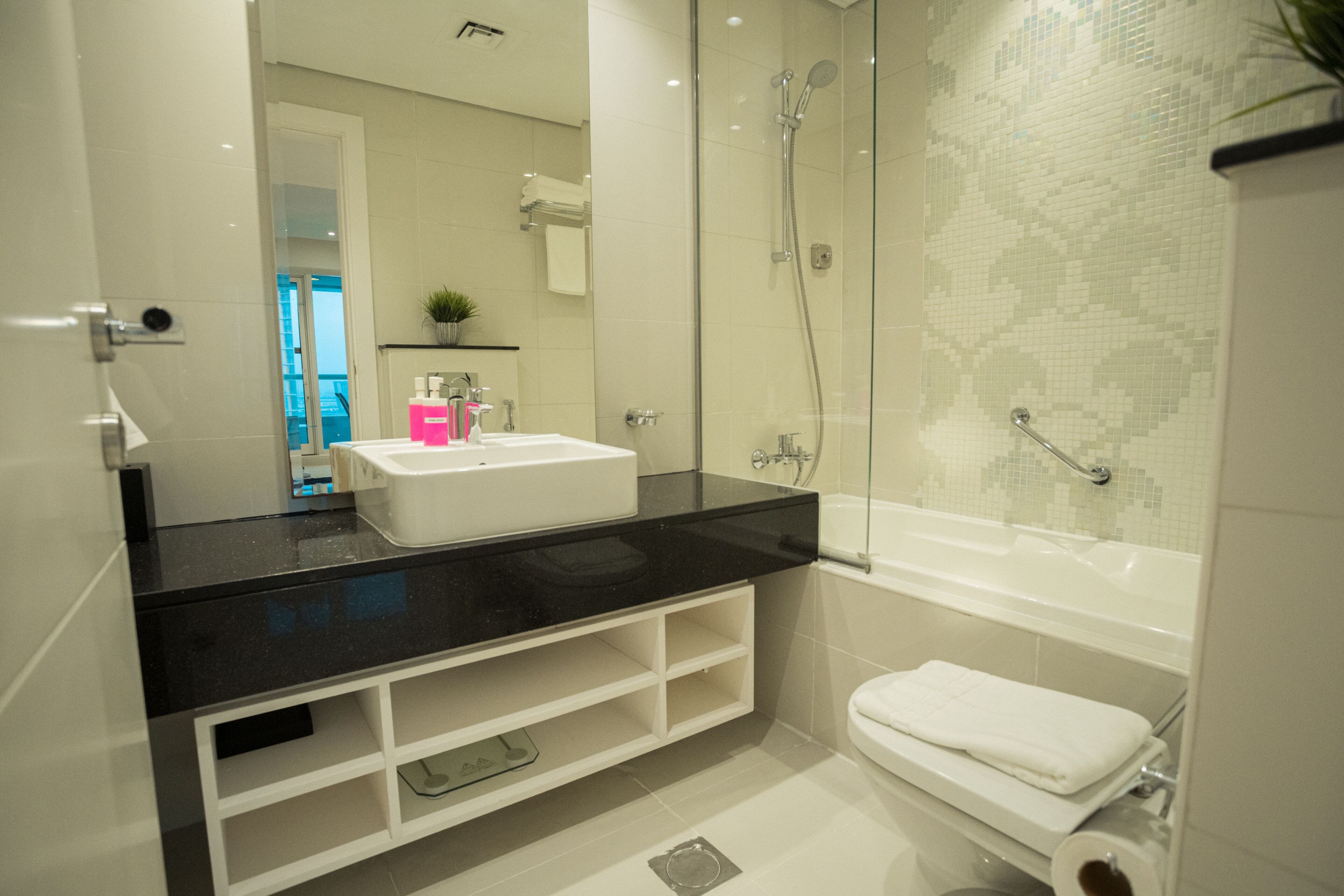OSKENA Vacation Homes - Damac Maison Canal View