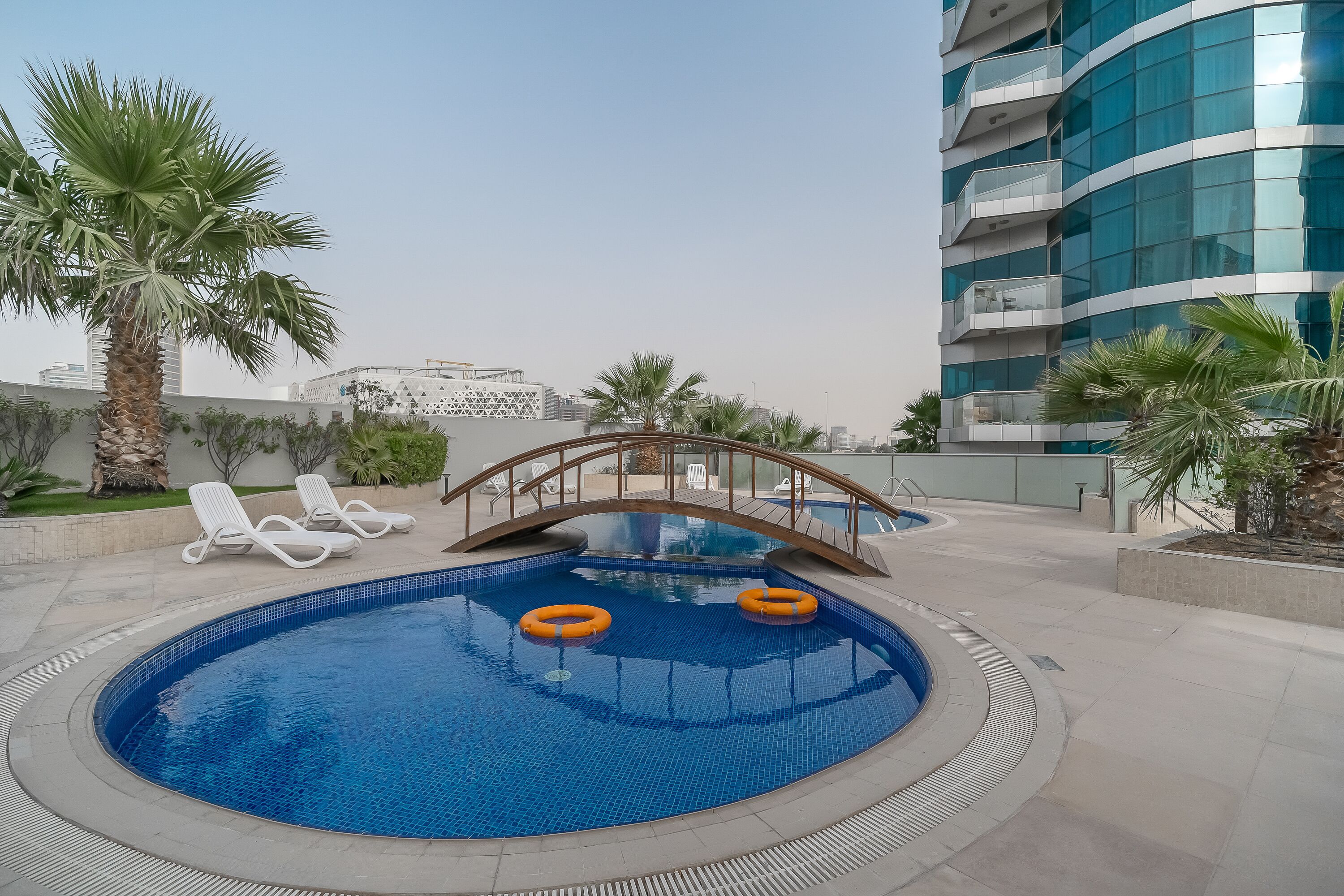 Oudah Tower By Higuests