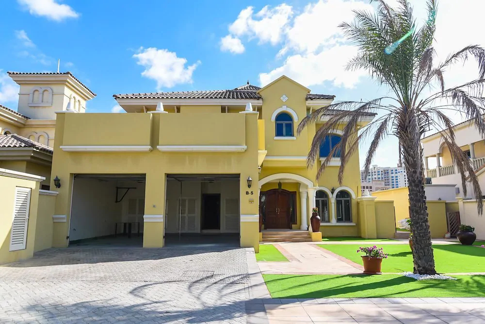 Palm Jumeirah Garden Beach Front Home