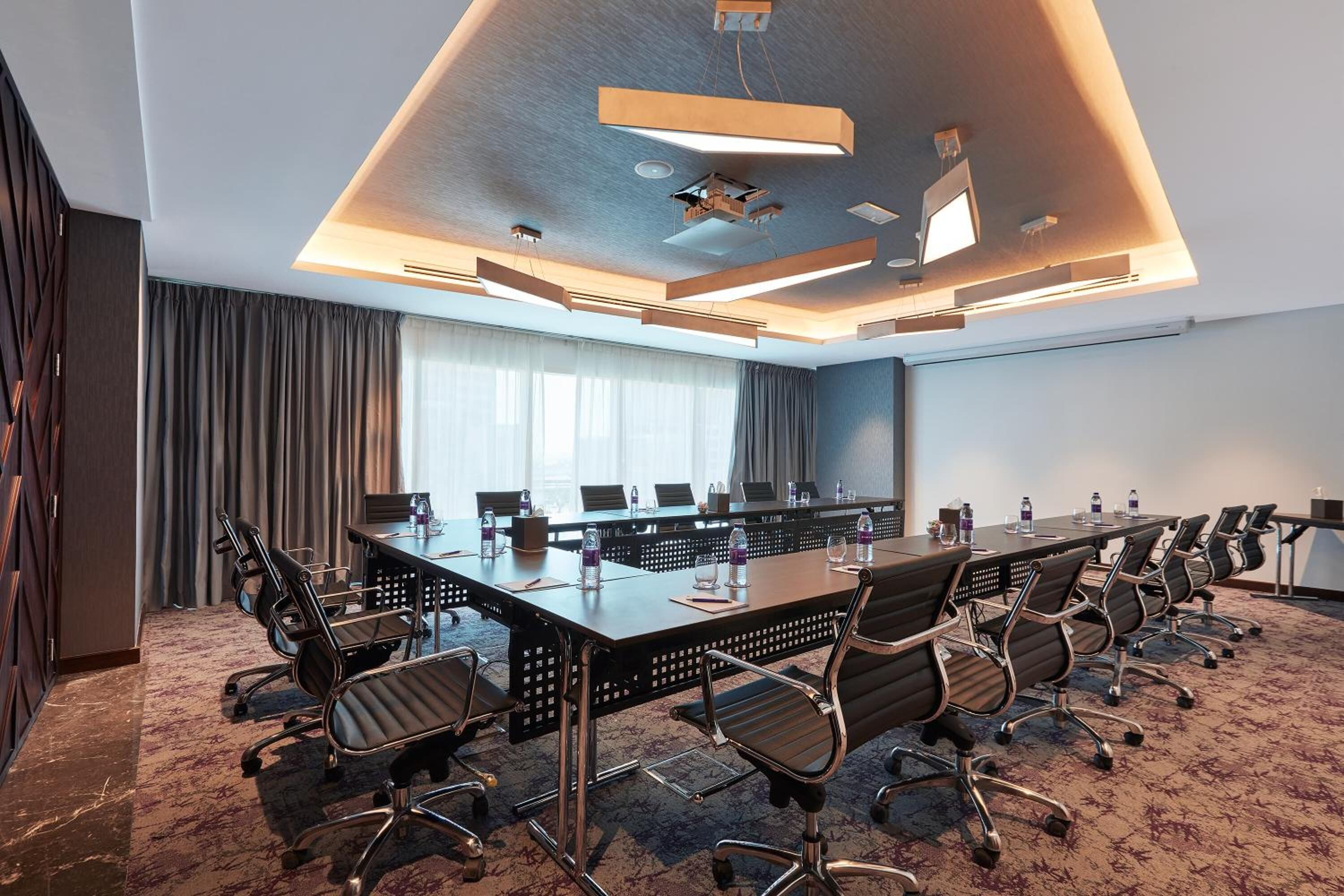 Park Regis Business Bay Hotel