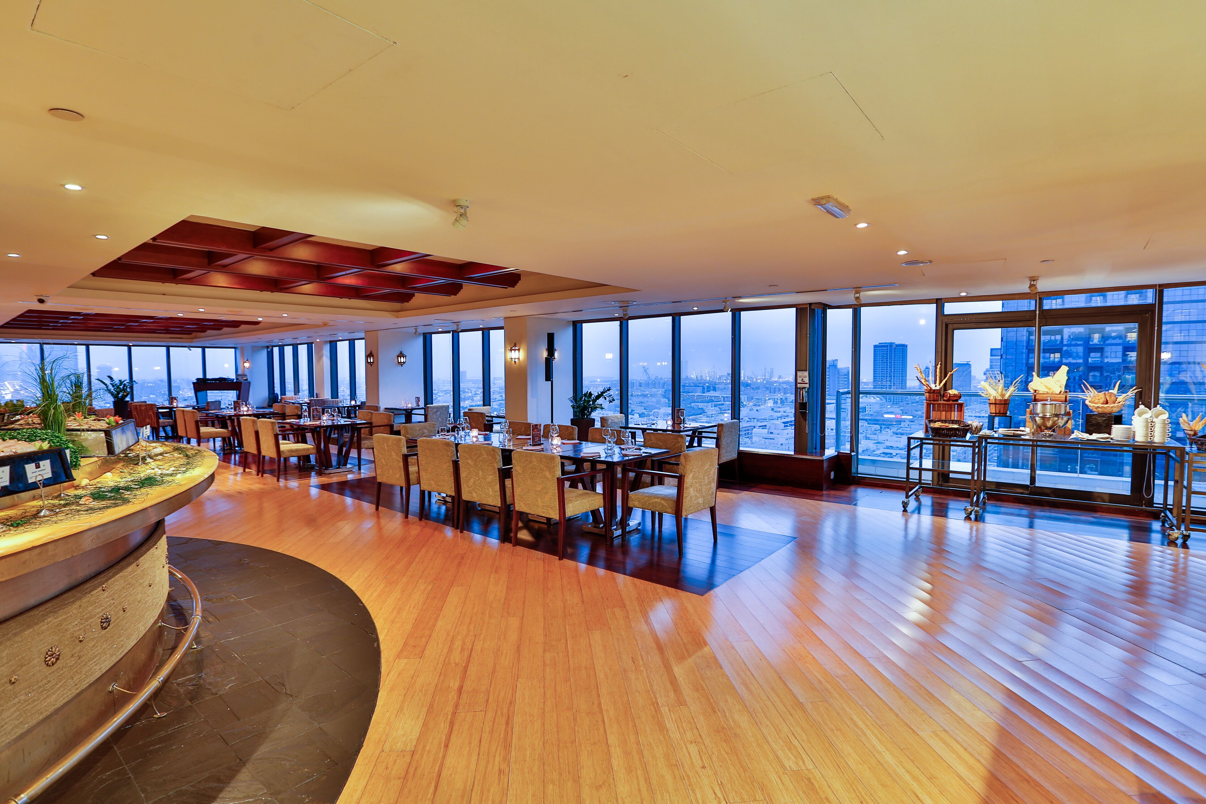 Park Regis Kris Kin Hotel
