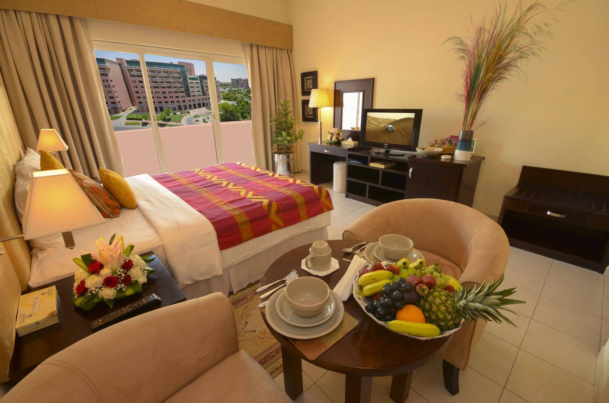 Parkside Suites - Discovery Gardens