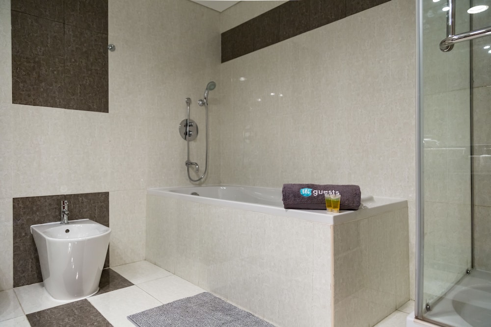 Park Tower by HiGuests Vacation Homes