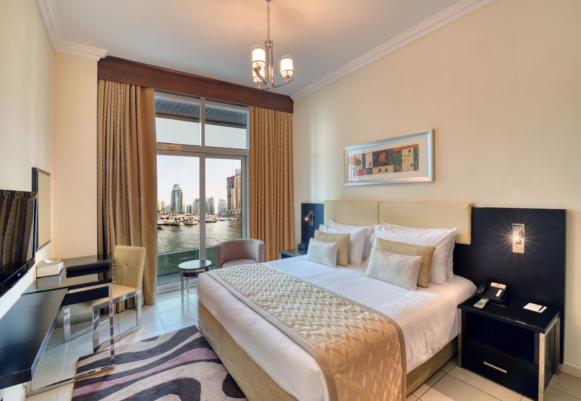 Pearl Marina Hotel Apartments