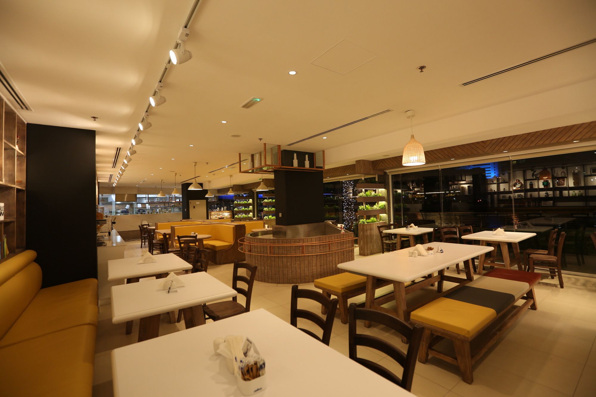 Pearl Marina Hotel Apartments