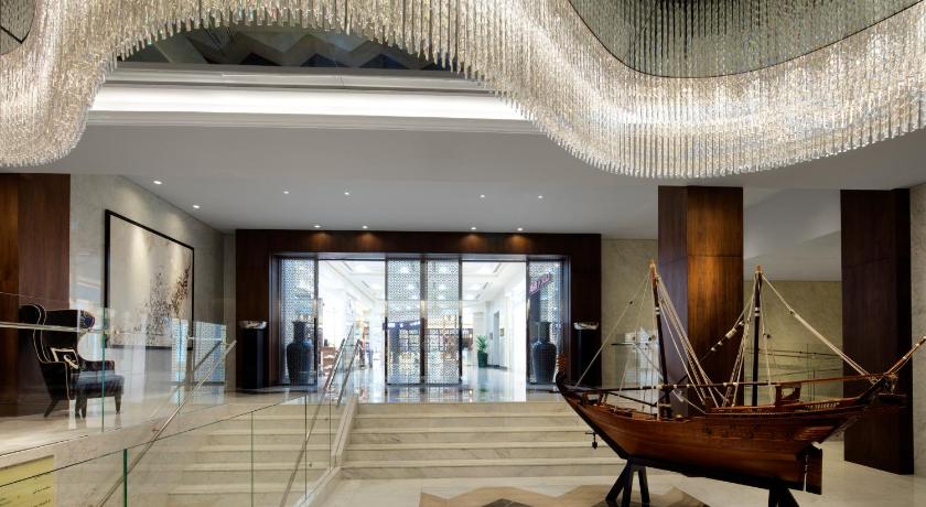 Pullman Dubai Creek City Centre Hotel