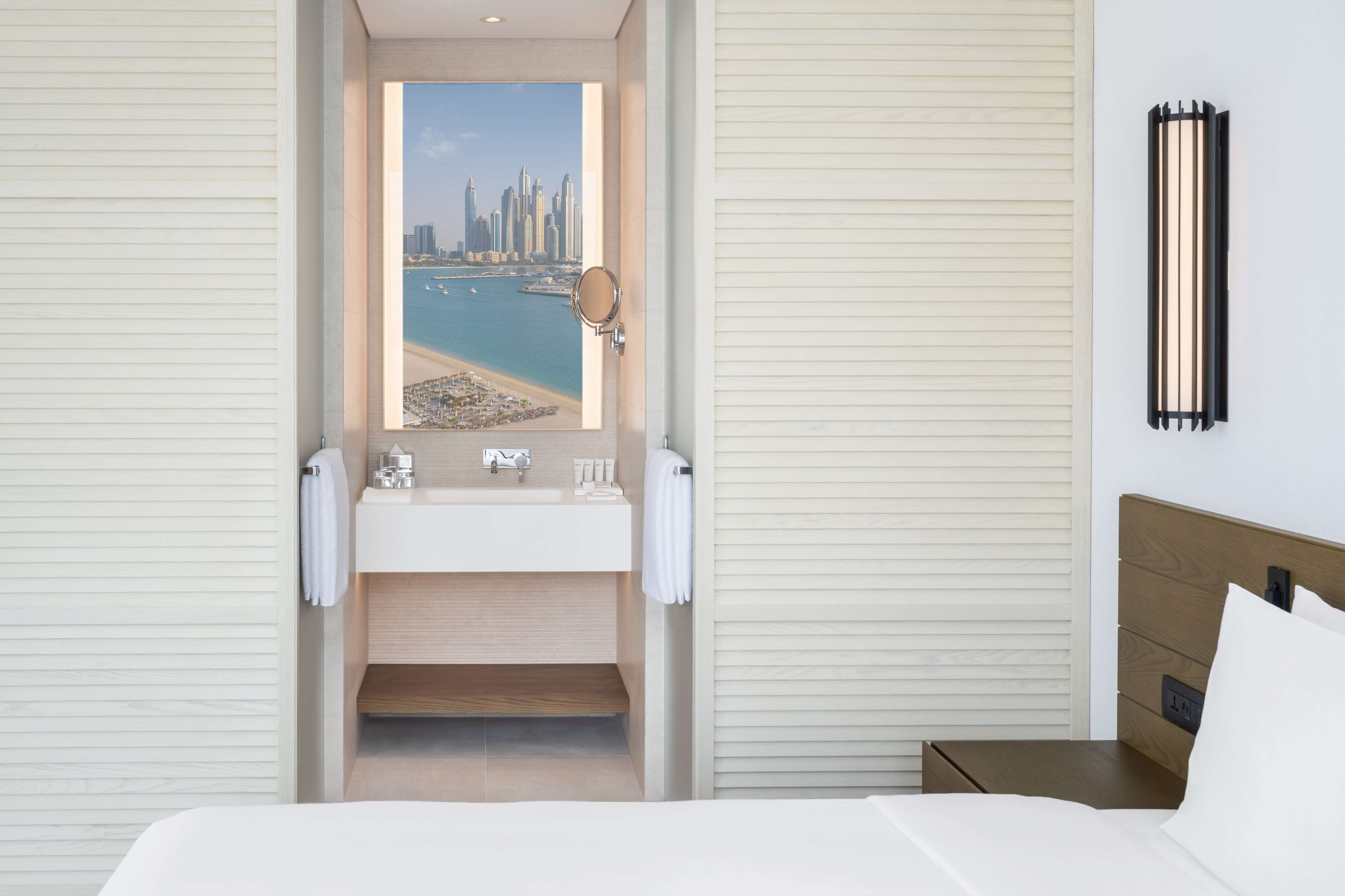 Radisson Beach Resort Palm Jumeirah