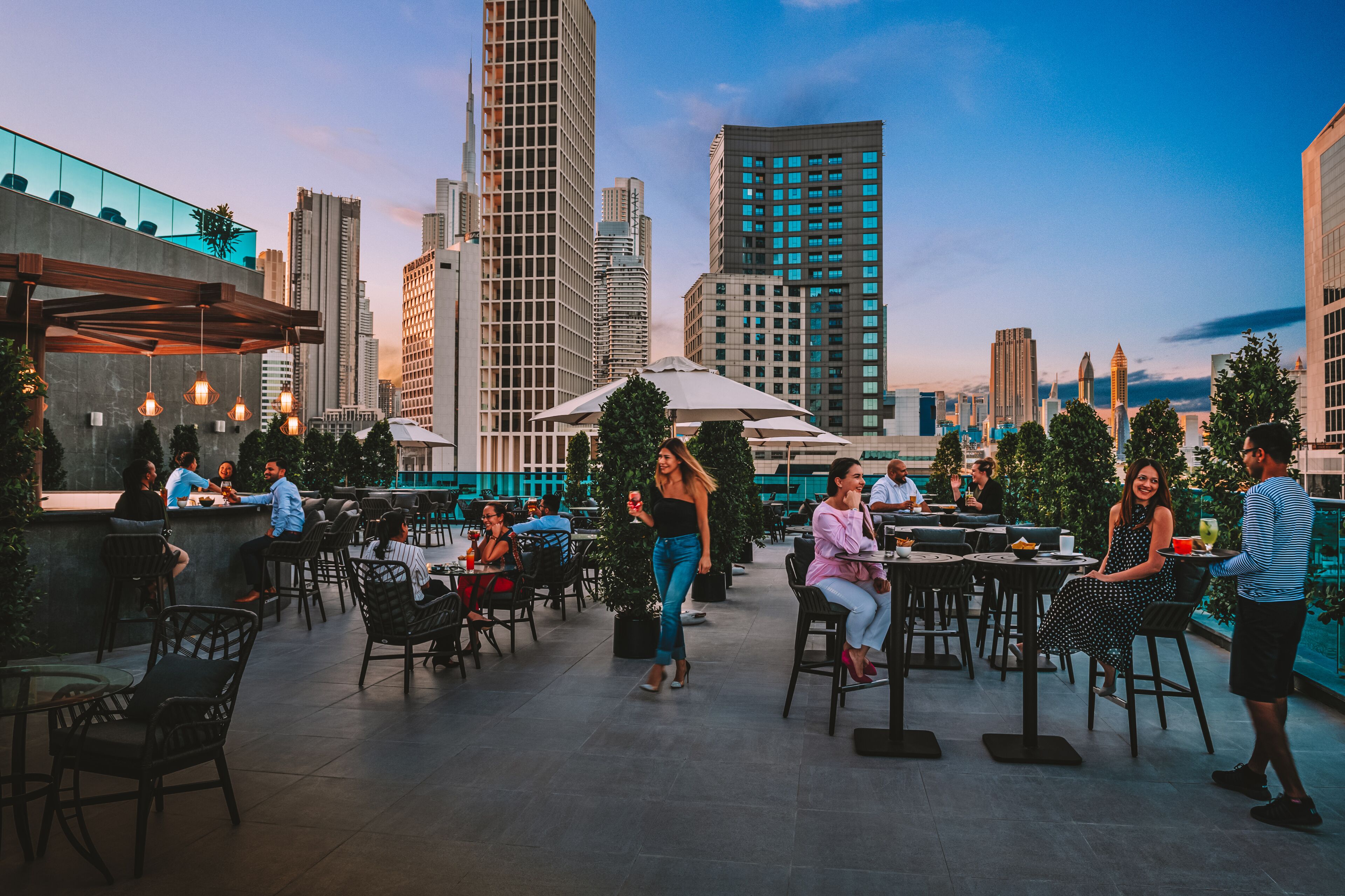 Radisson Blu Hotel, Dubai Canal View