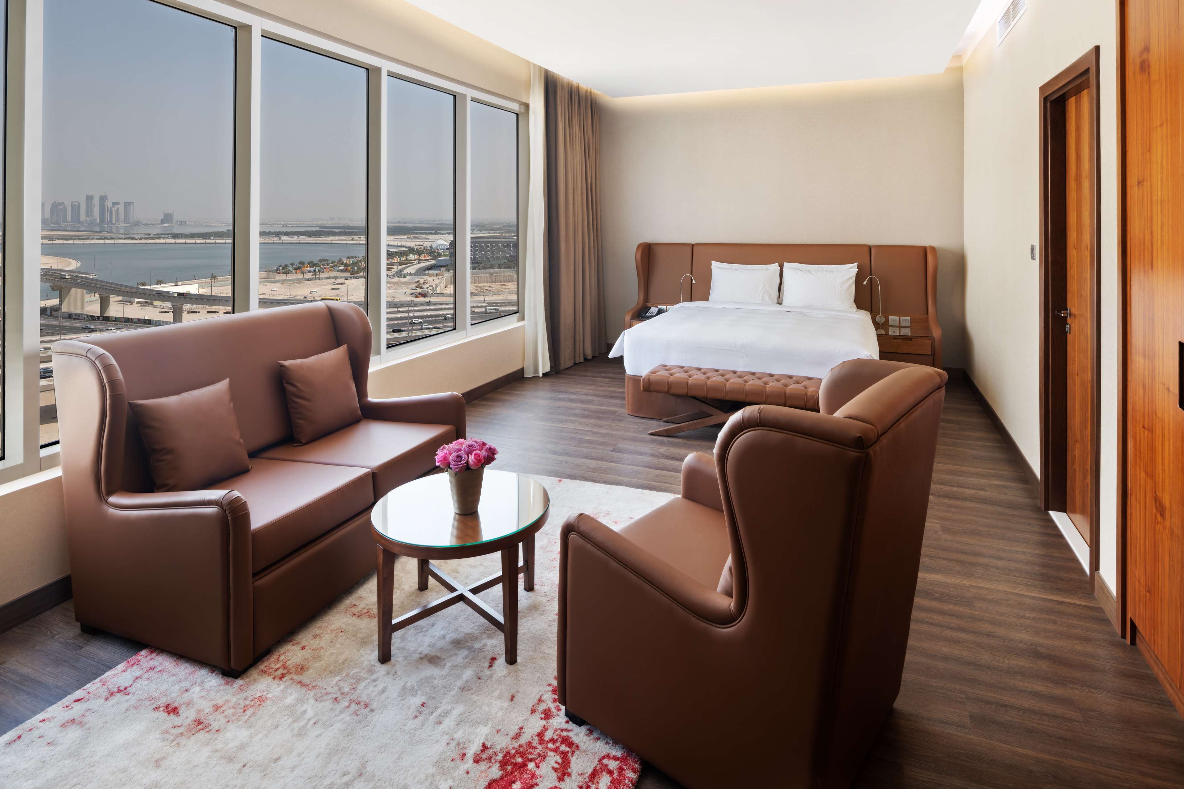 Radisson Blu Hotel, Dubai Canal View