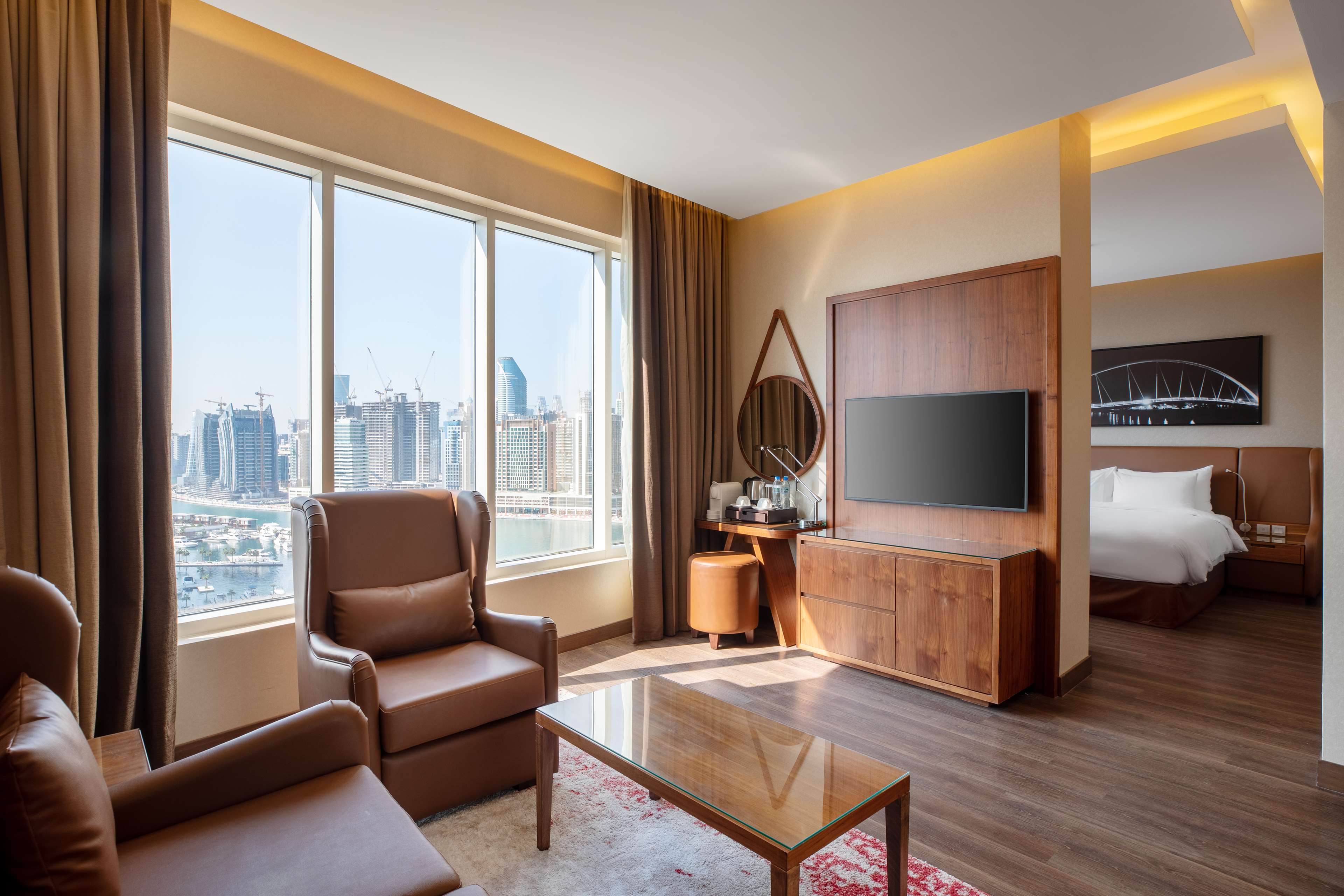 Radisson Blu Hotel, Dubai Canal View