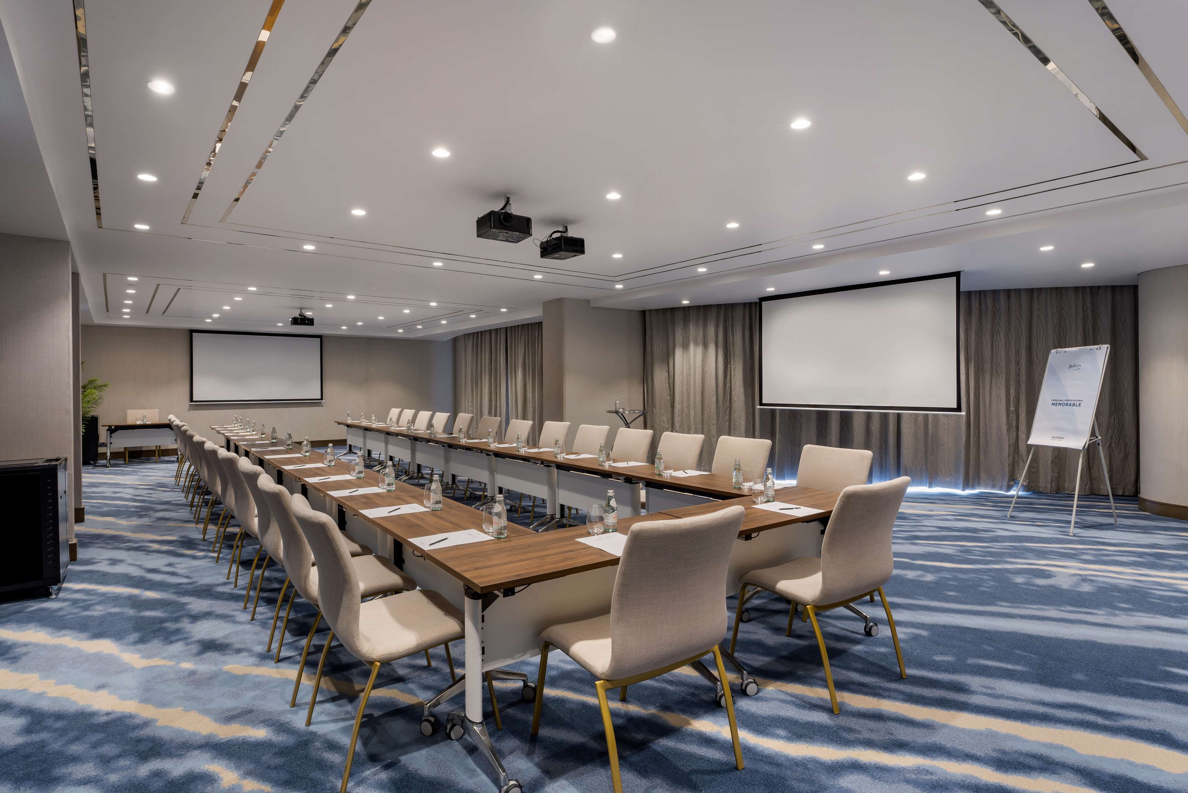 Radisson Hotel Dubai DAMAC Hills