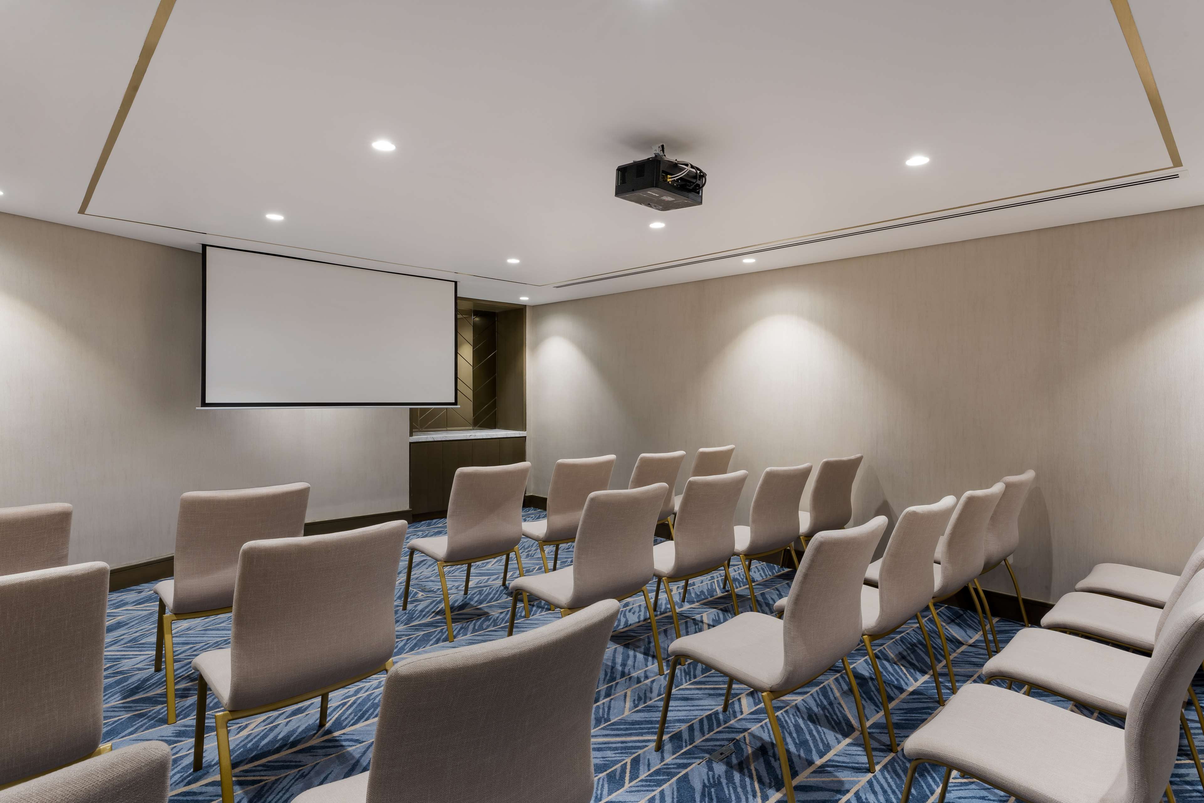 Radisson Hotel Dubai DAMAC Hills