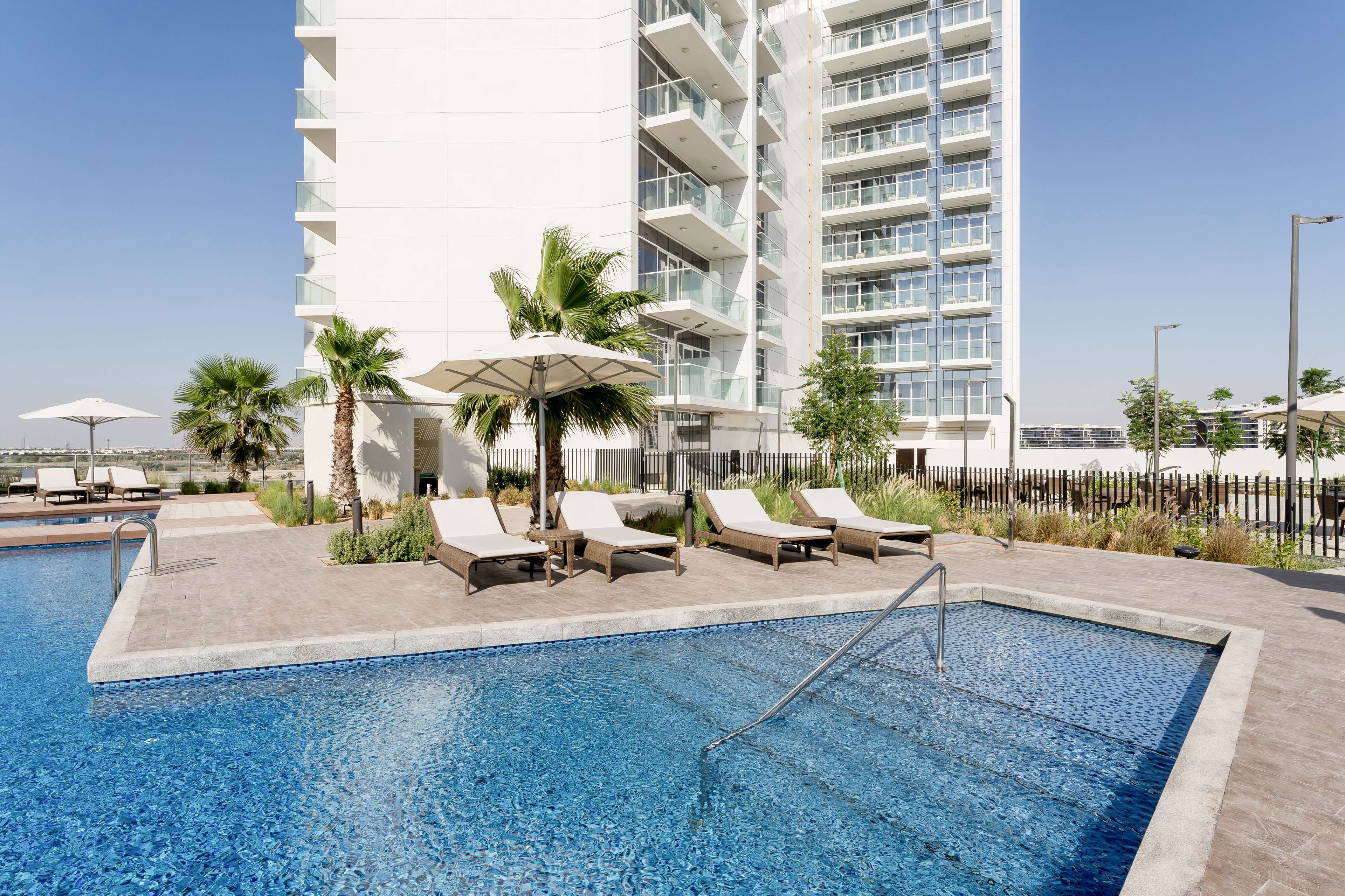 Radisson Hotel Dubai DAMAC Hills