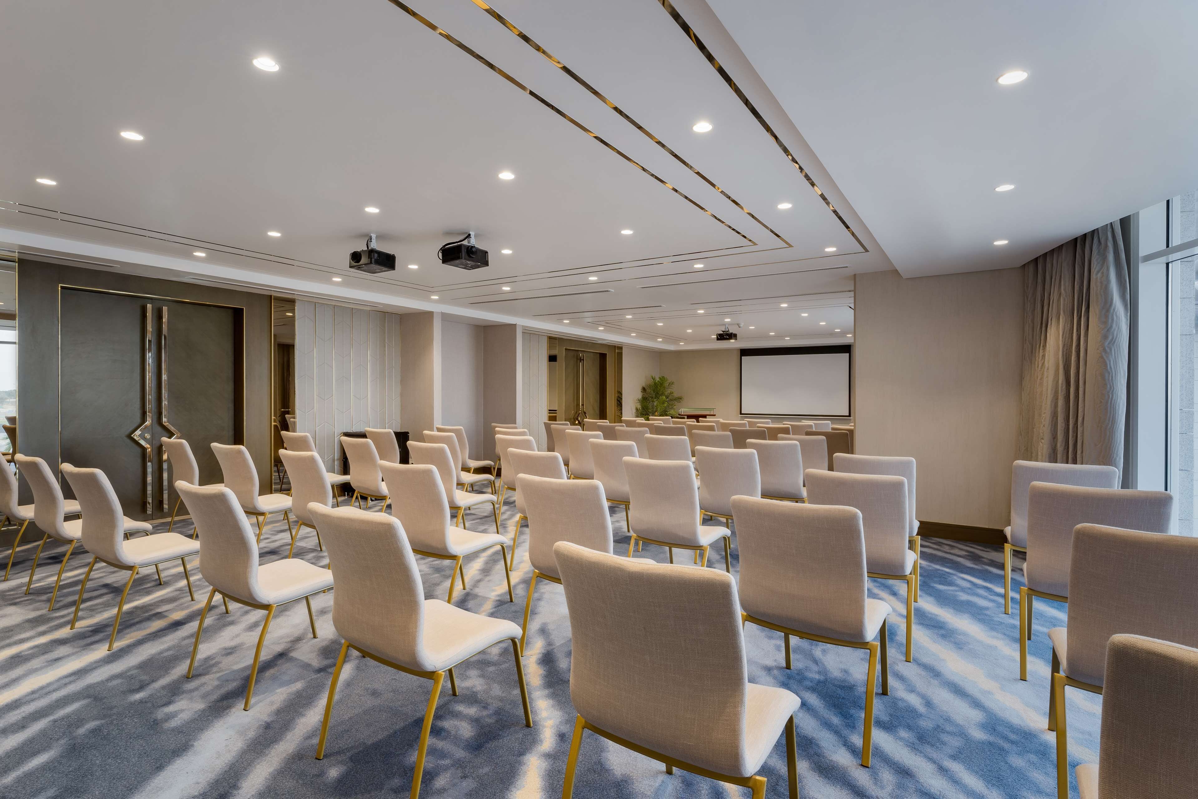 Radisson Hotel Dubai DAMAC Hills