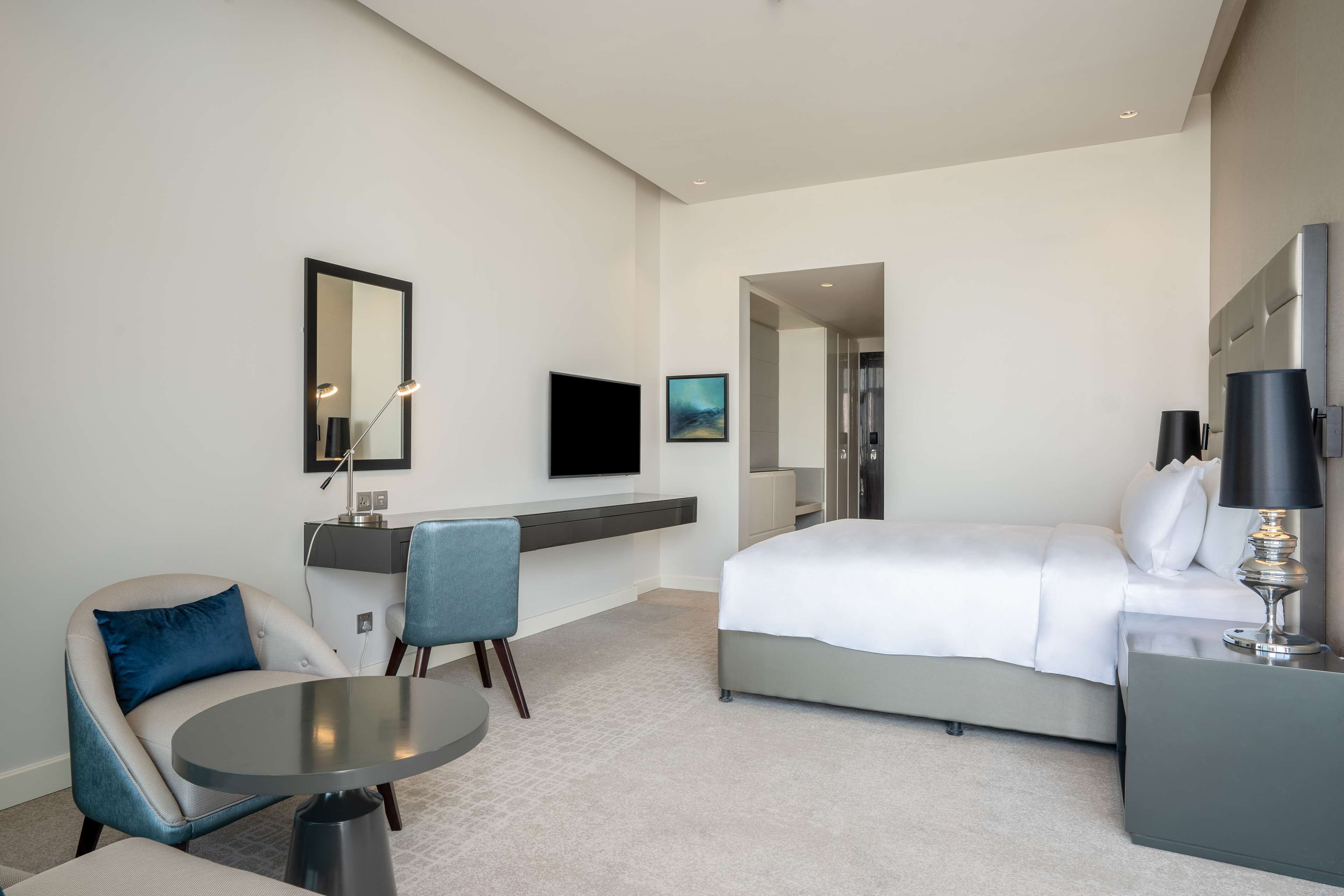 Radisson Hotel Dubai DAMAC Hills