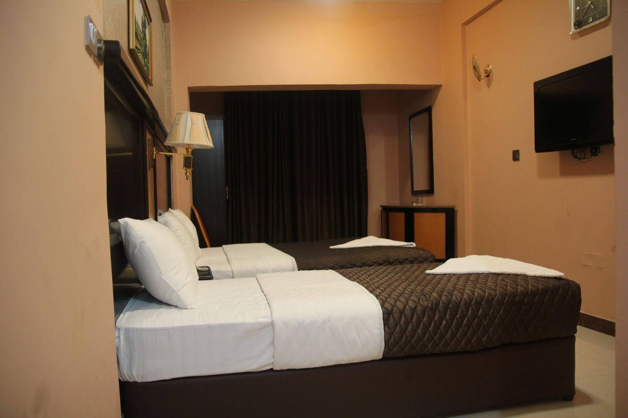 Rahab Hotel by OYO Rooms