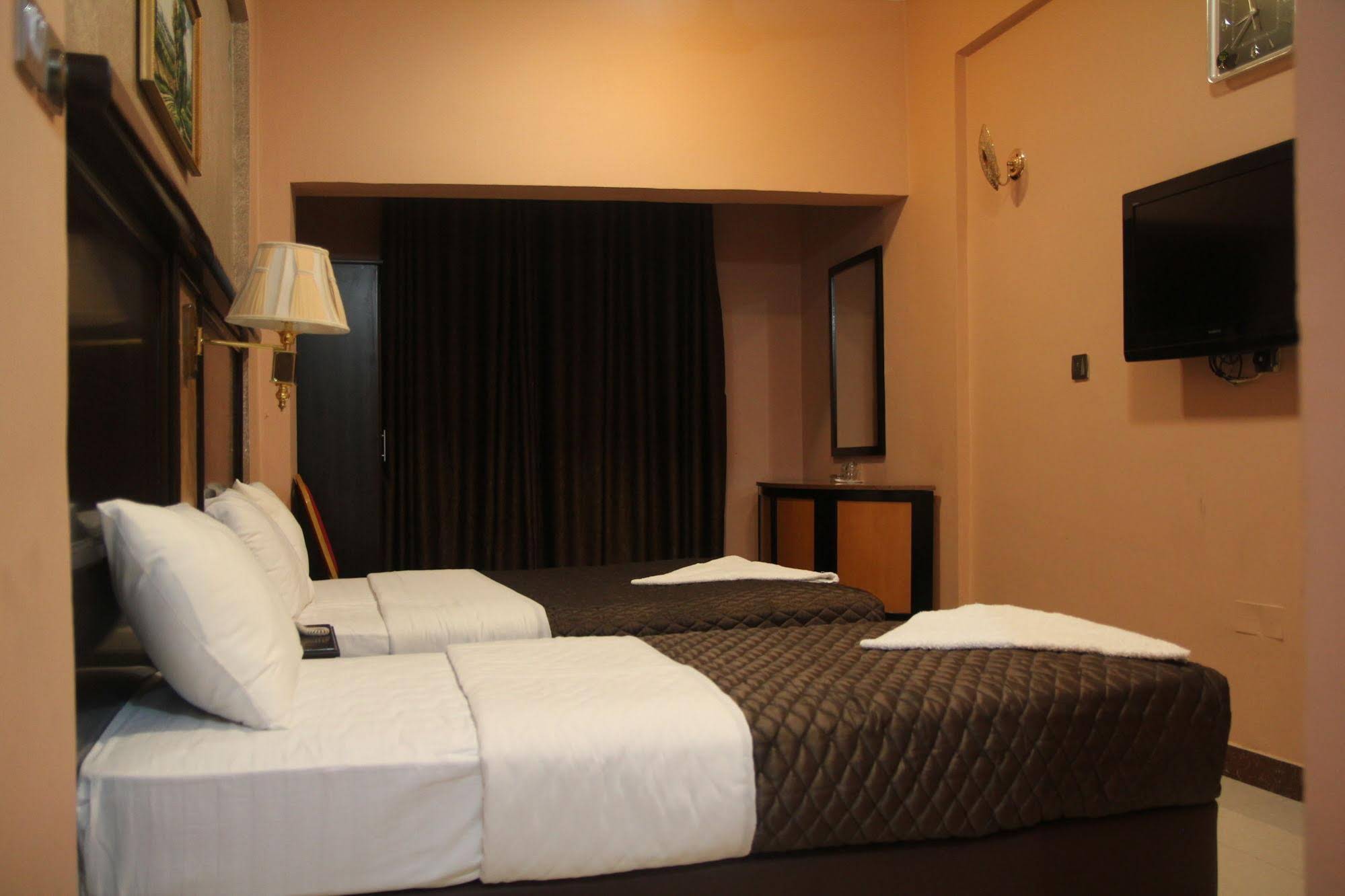 Rahab Hotel by OYO Rooms